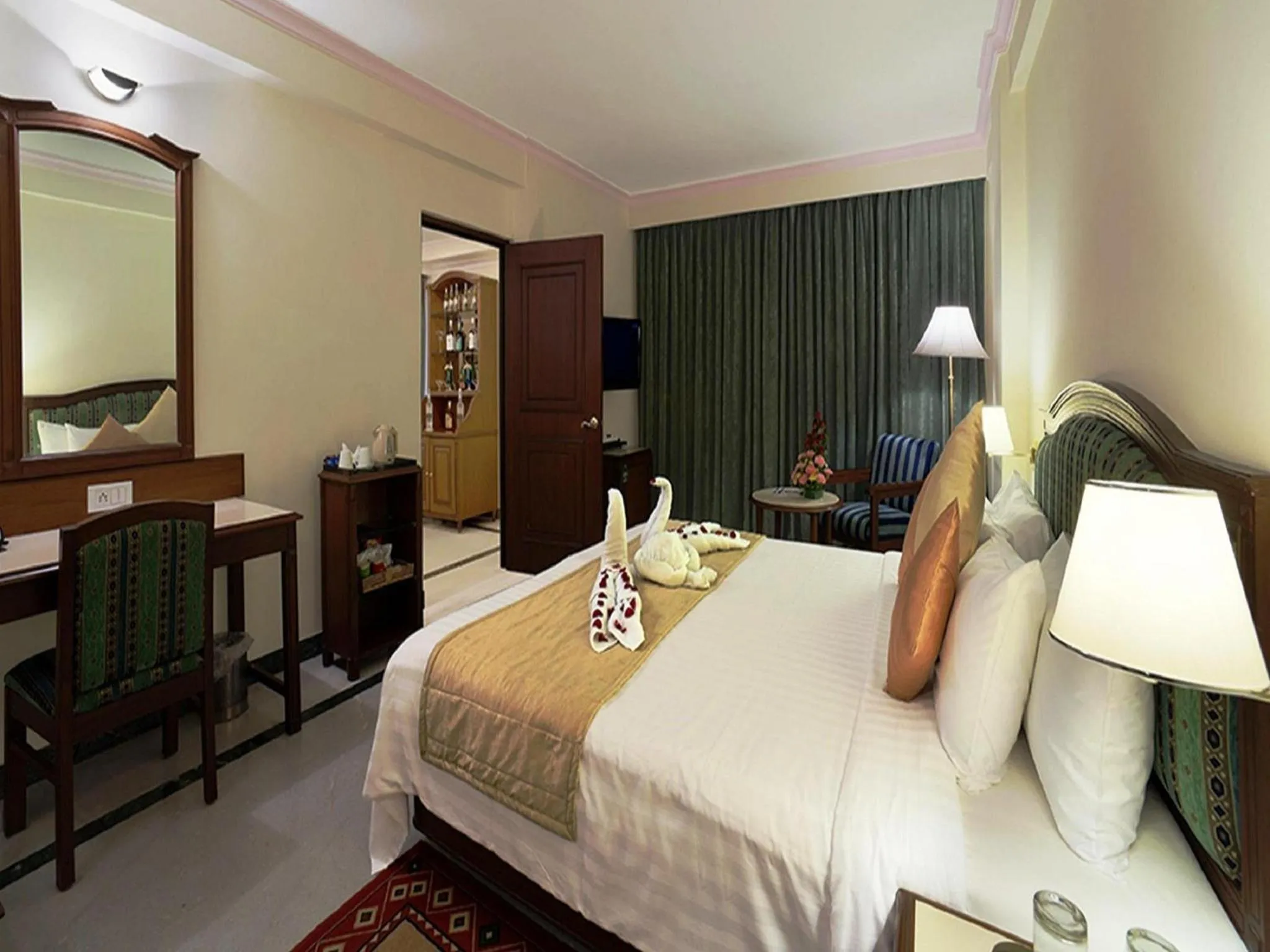 Suite in Radha Regent, Chennai