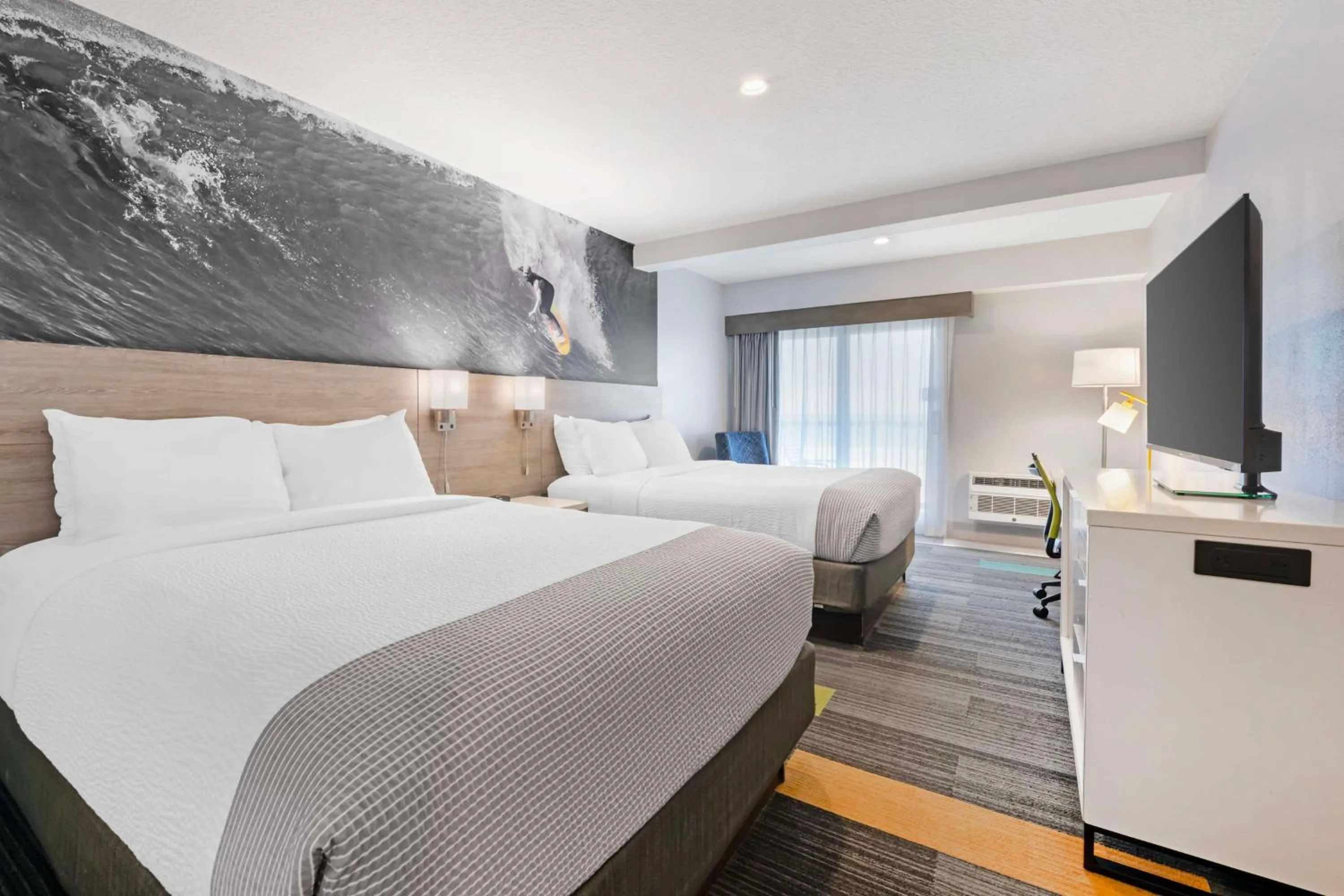 Queen Room with Two Queen Beds - Ocean Front in Best Western Oceanfront