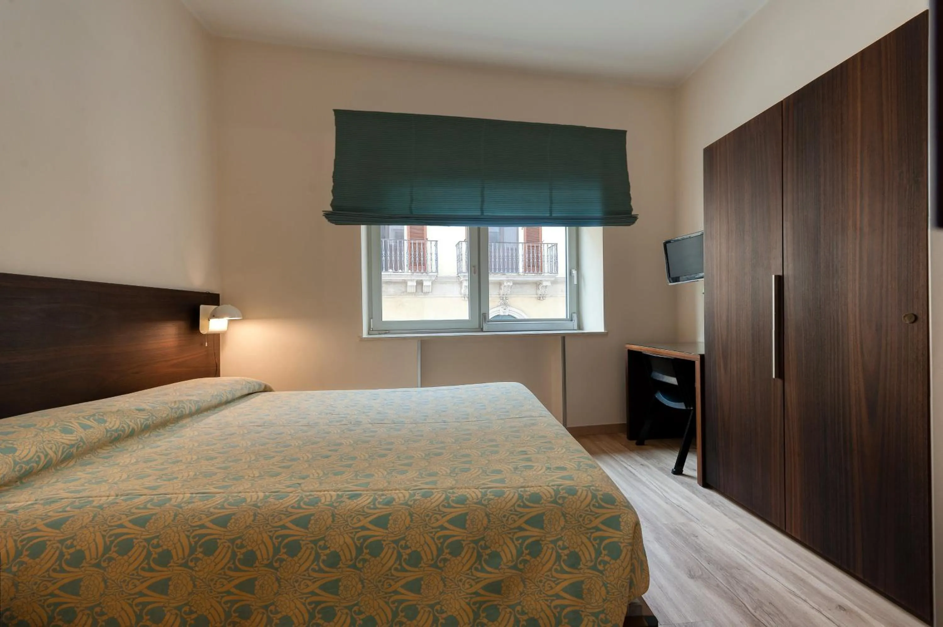 Single Room in Hotel Barsotti