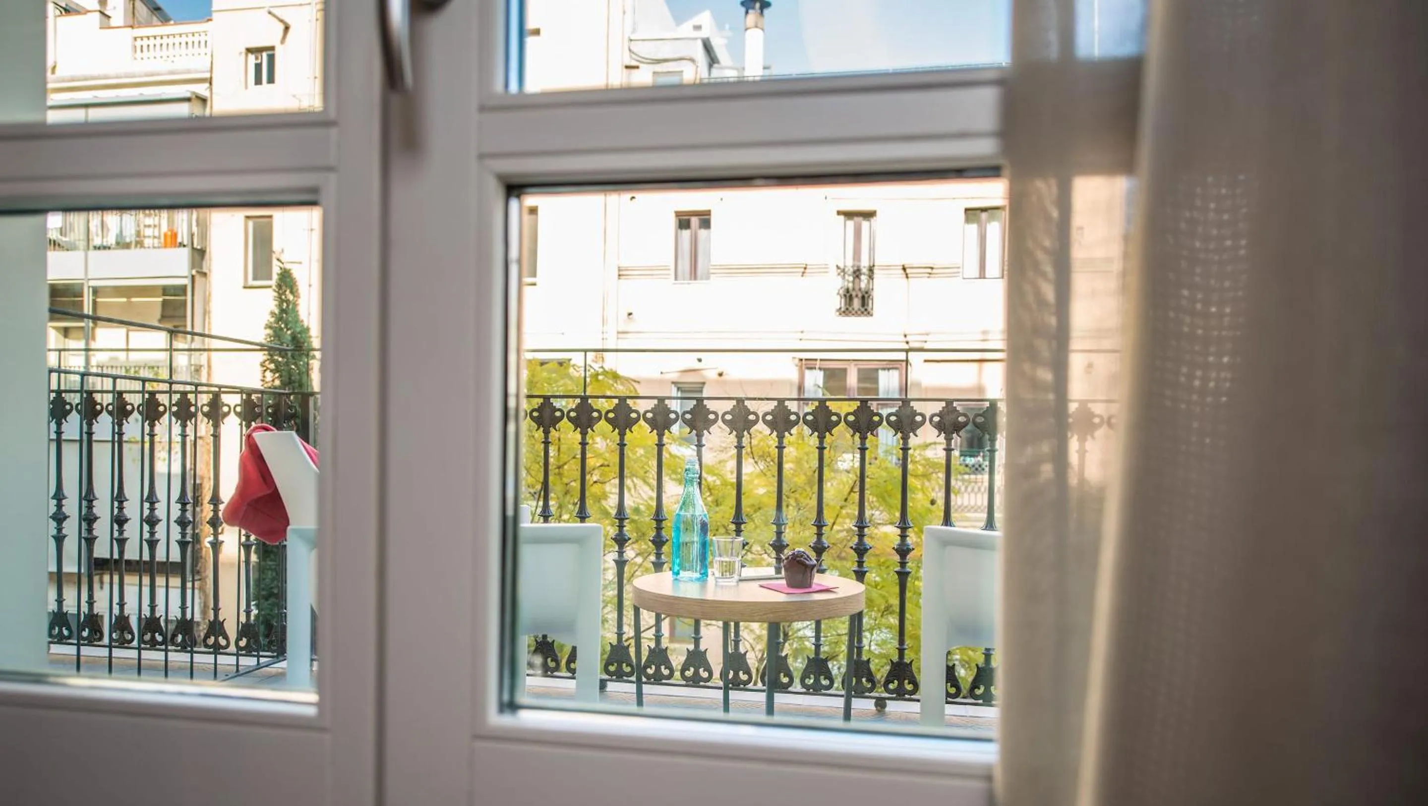 Junior Suite with Terrace in Mosaic by Ona