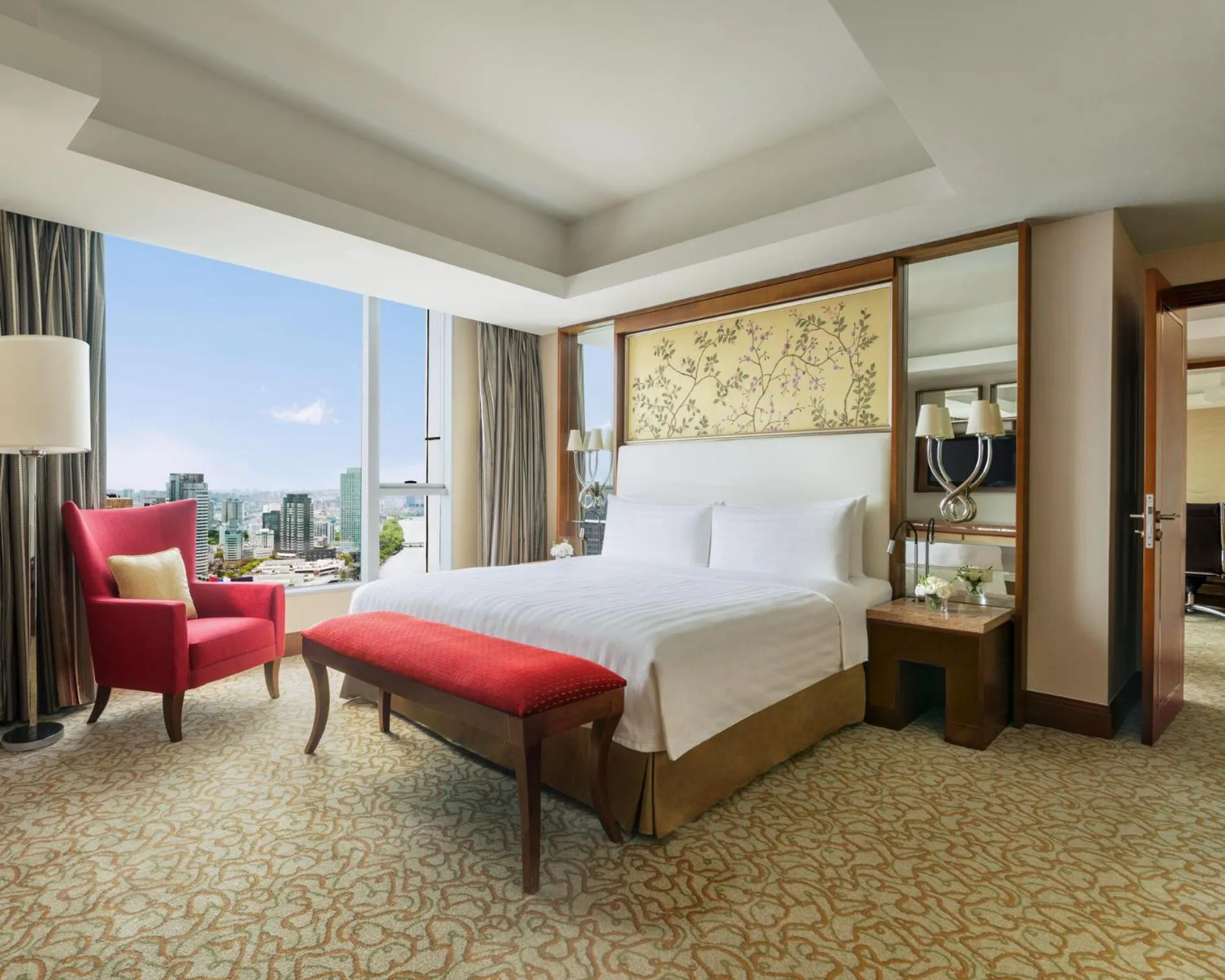 Executive Suite in Shangri-La Ningbo - The Three Rivers Intersection