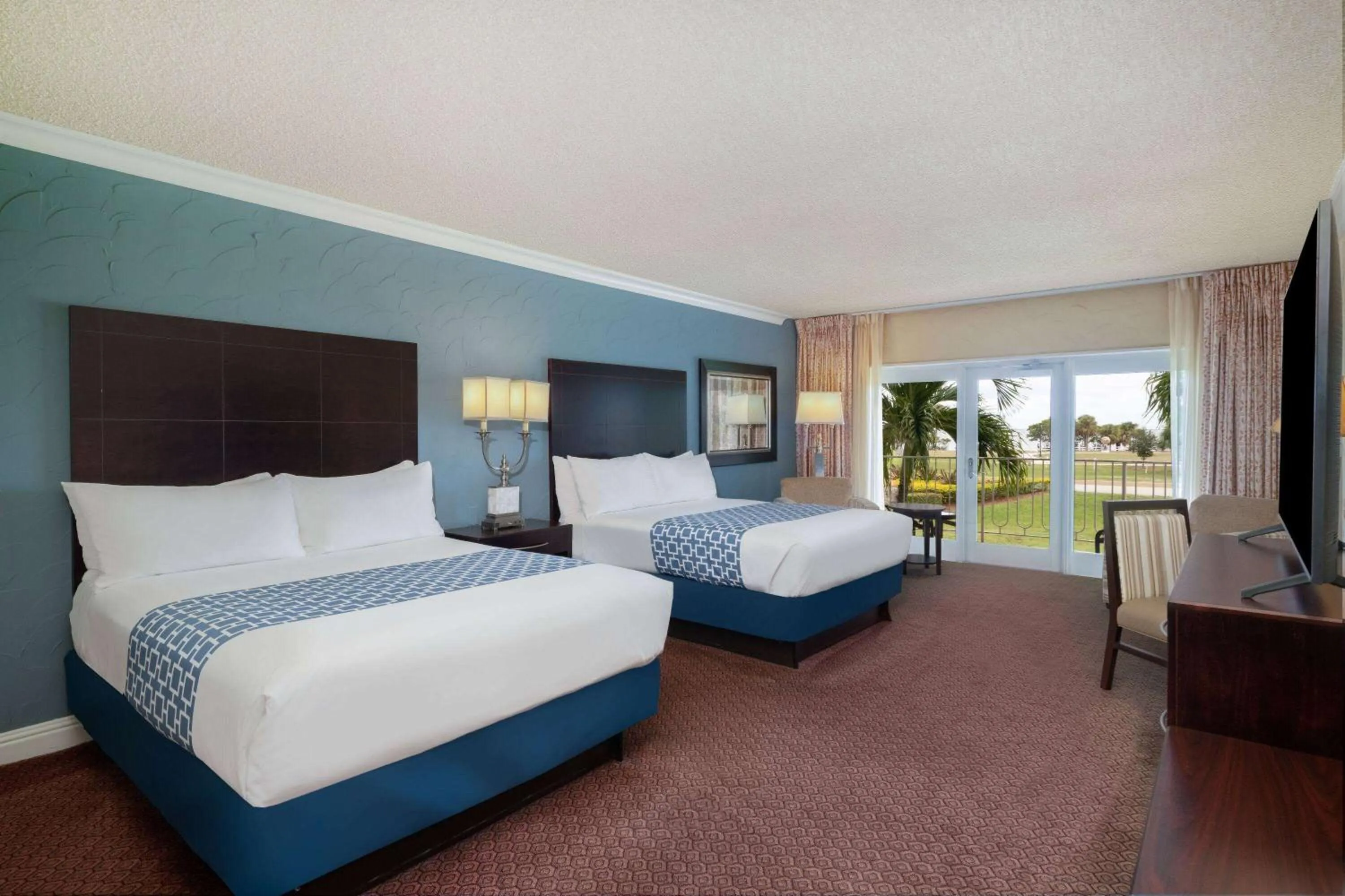 Queen Room with Two Queen Beds and Balcony - Bay View/Non-Smoking in Safety Harbor Resort & Spa Trademark Collection by Wyndham