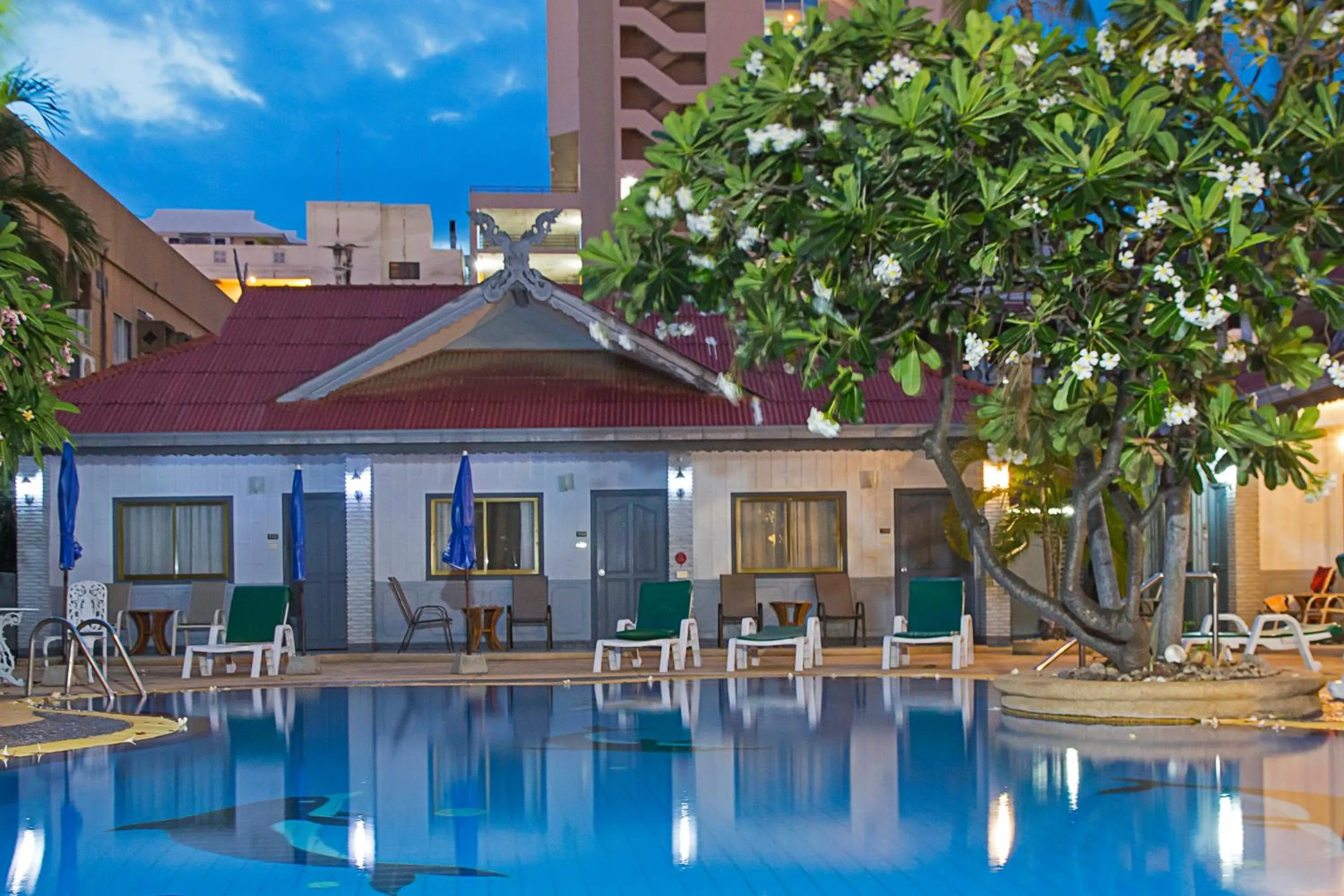 Deluxe Cottage in S Lodge Pattaya formally Sabai Lodge