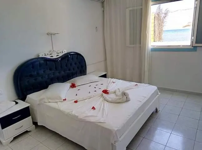 Double Room - single occupancy in Houria House Sable D'or