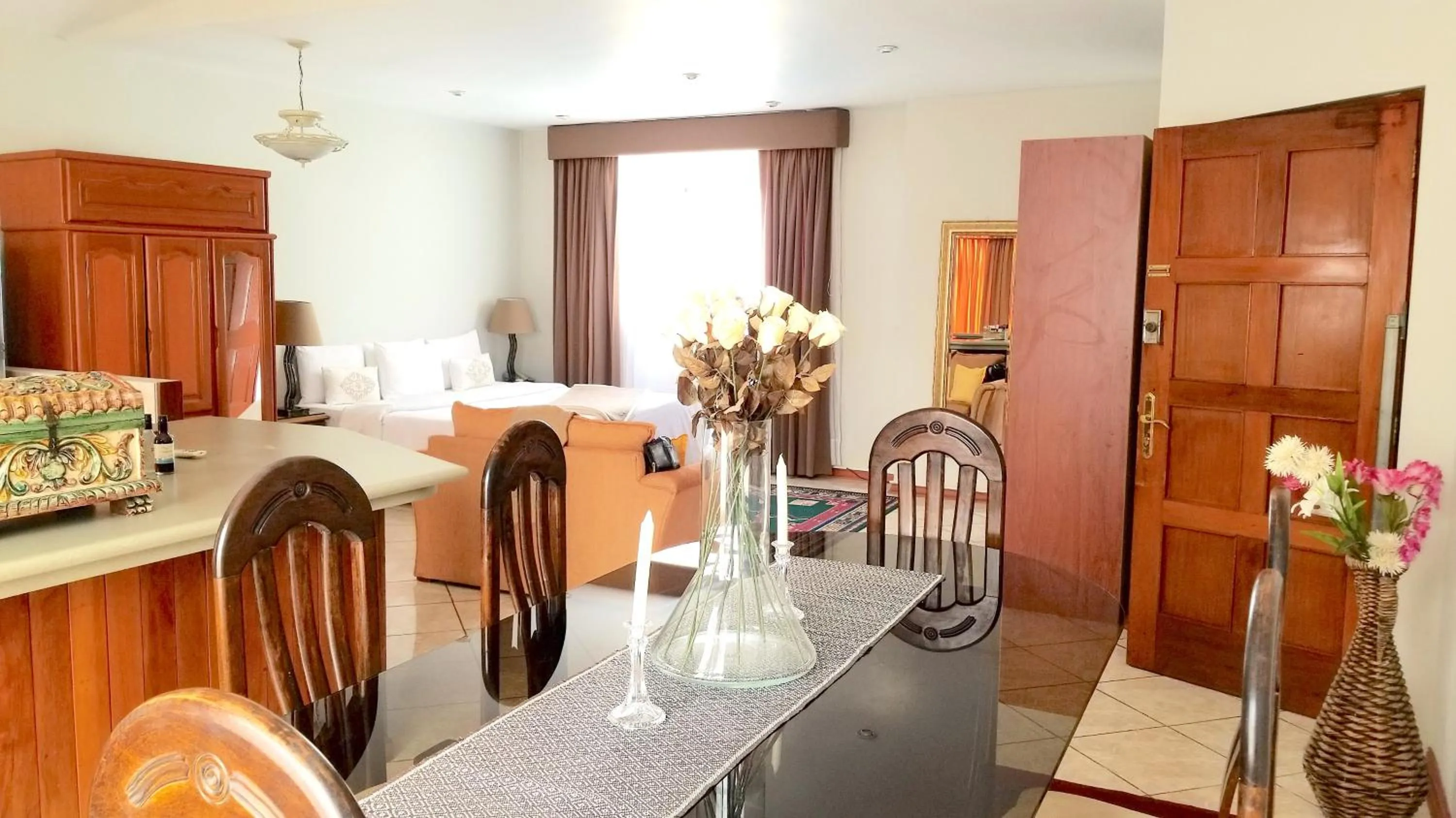 Deluxe Suite in Casa Bella Boutique Hotel San Isidro