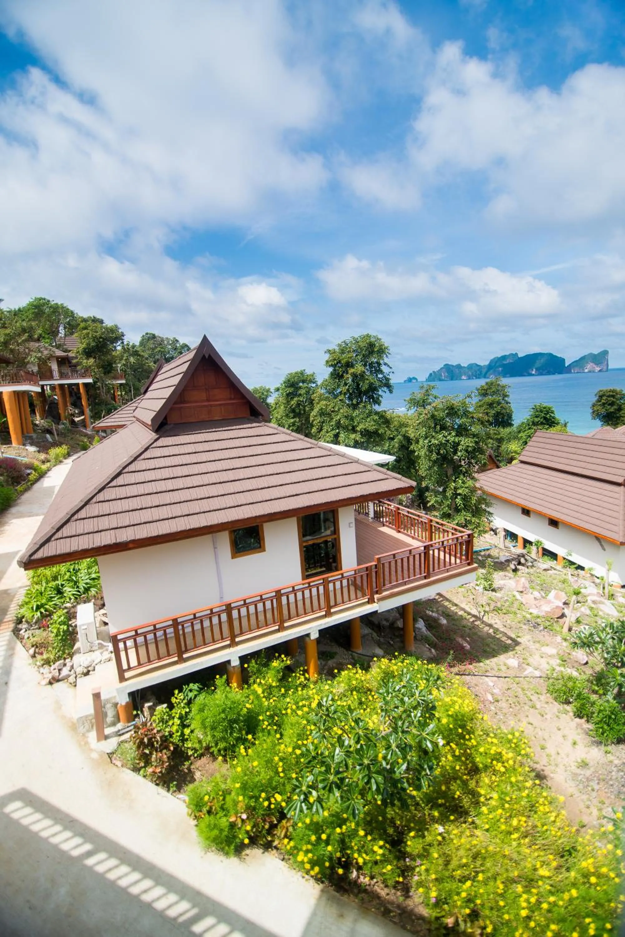 Superior Villa with Partial Sea View-Free Transfer to Tonsai Pier in Phi Phi The Beach Resort