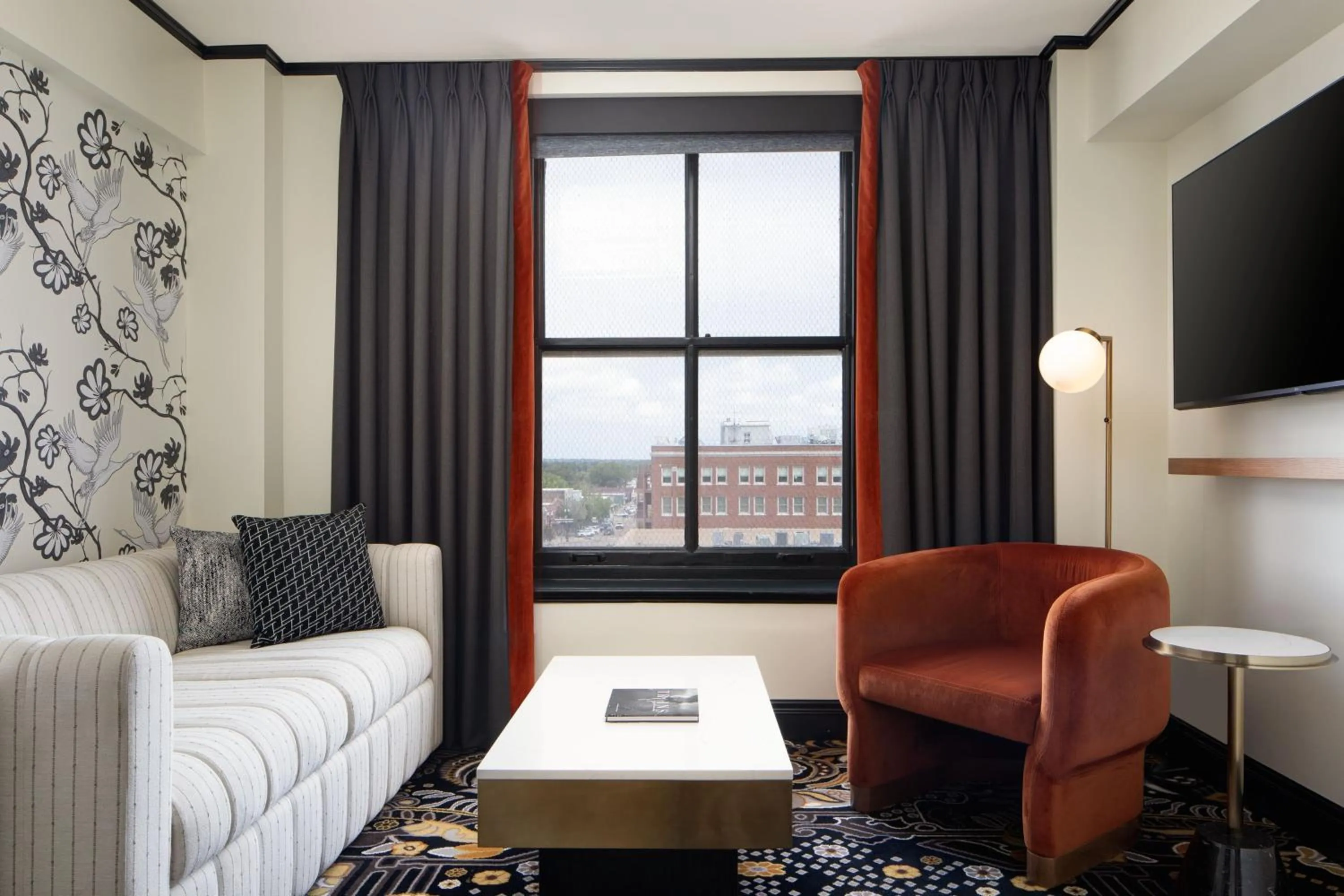 Queen Corner Suite in The LaSalle Hotel, Bryan College Station, a Tribute Portfolio Hotel