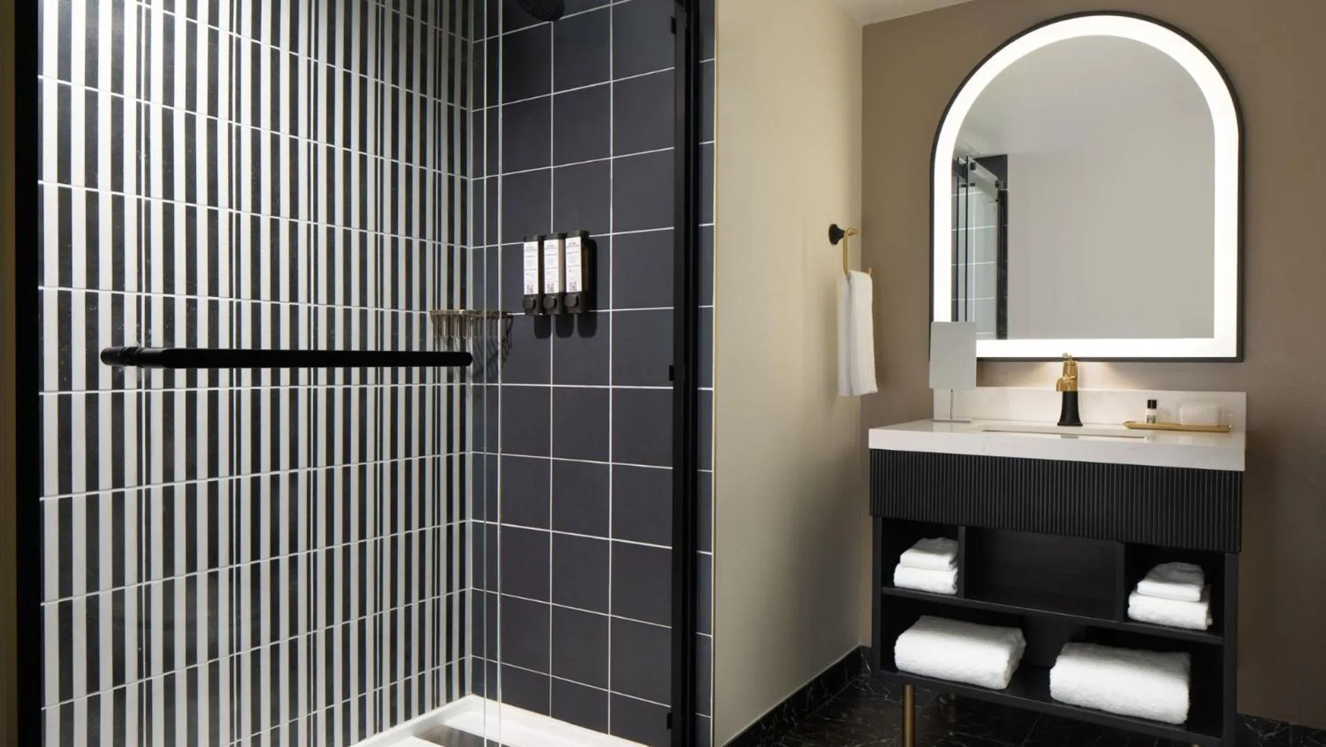 Queen Room in The LaSalle Hotel, Bryan College Station, a Tribute Portfolio Hotel