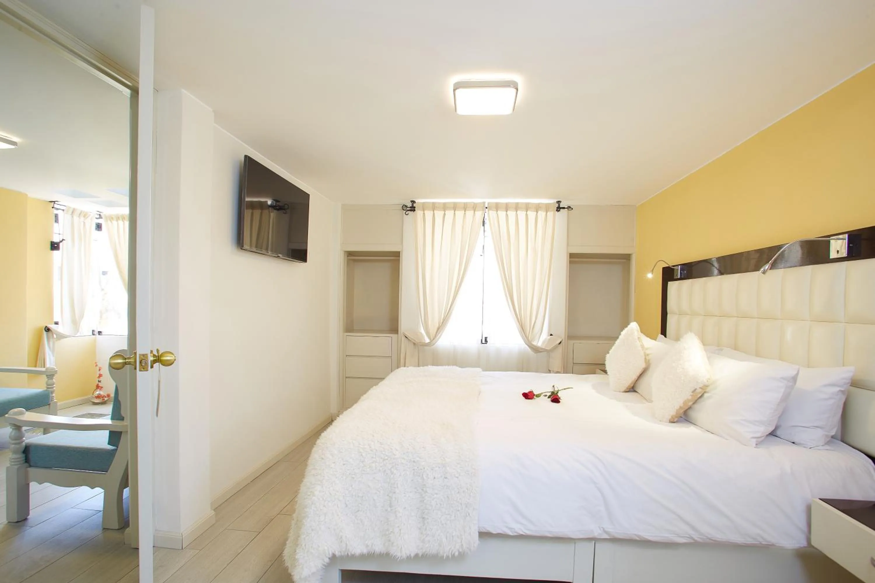 Suite in Natura Inn Hotel