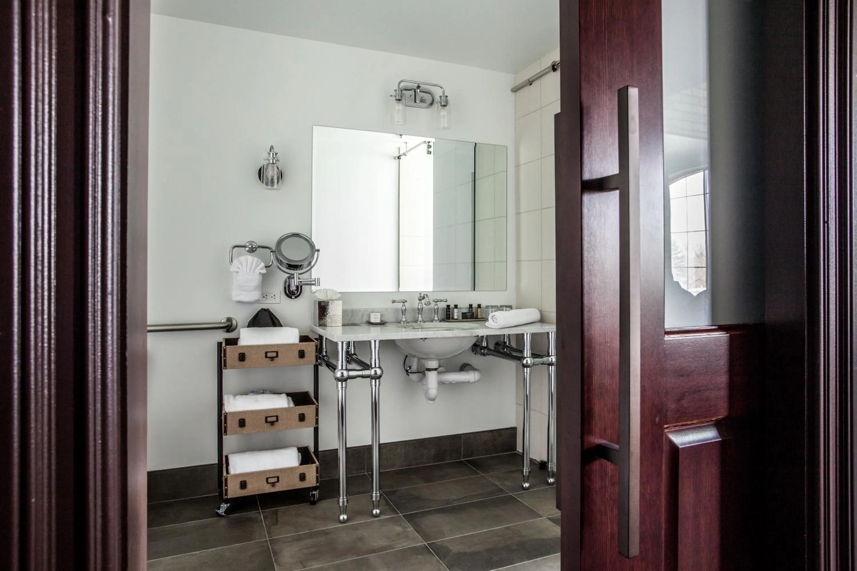 King Room - Disability Access in Ironworks Hotel Indy