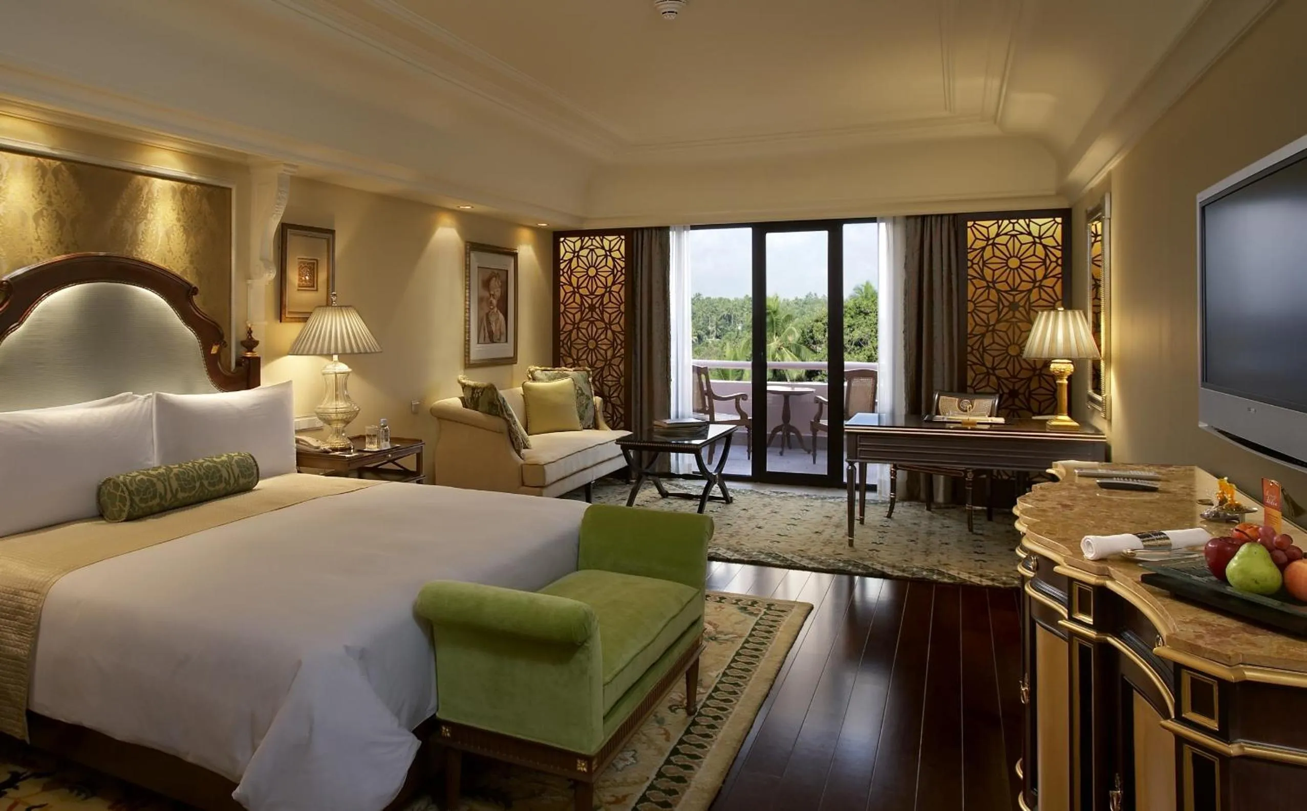 Premier Room - single occupancy in The Leela Palace Bengaluru