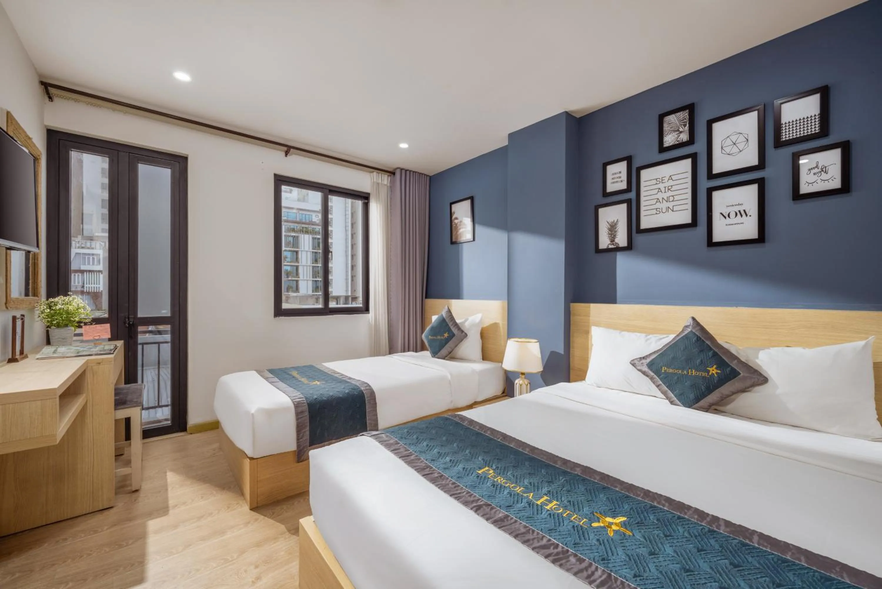 Superior Twin Room in The Pergola Design Hotel