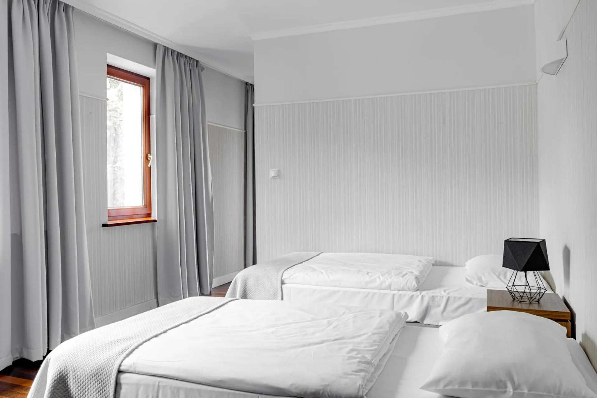 Standard Triple Room in Kolumna Park Hotel