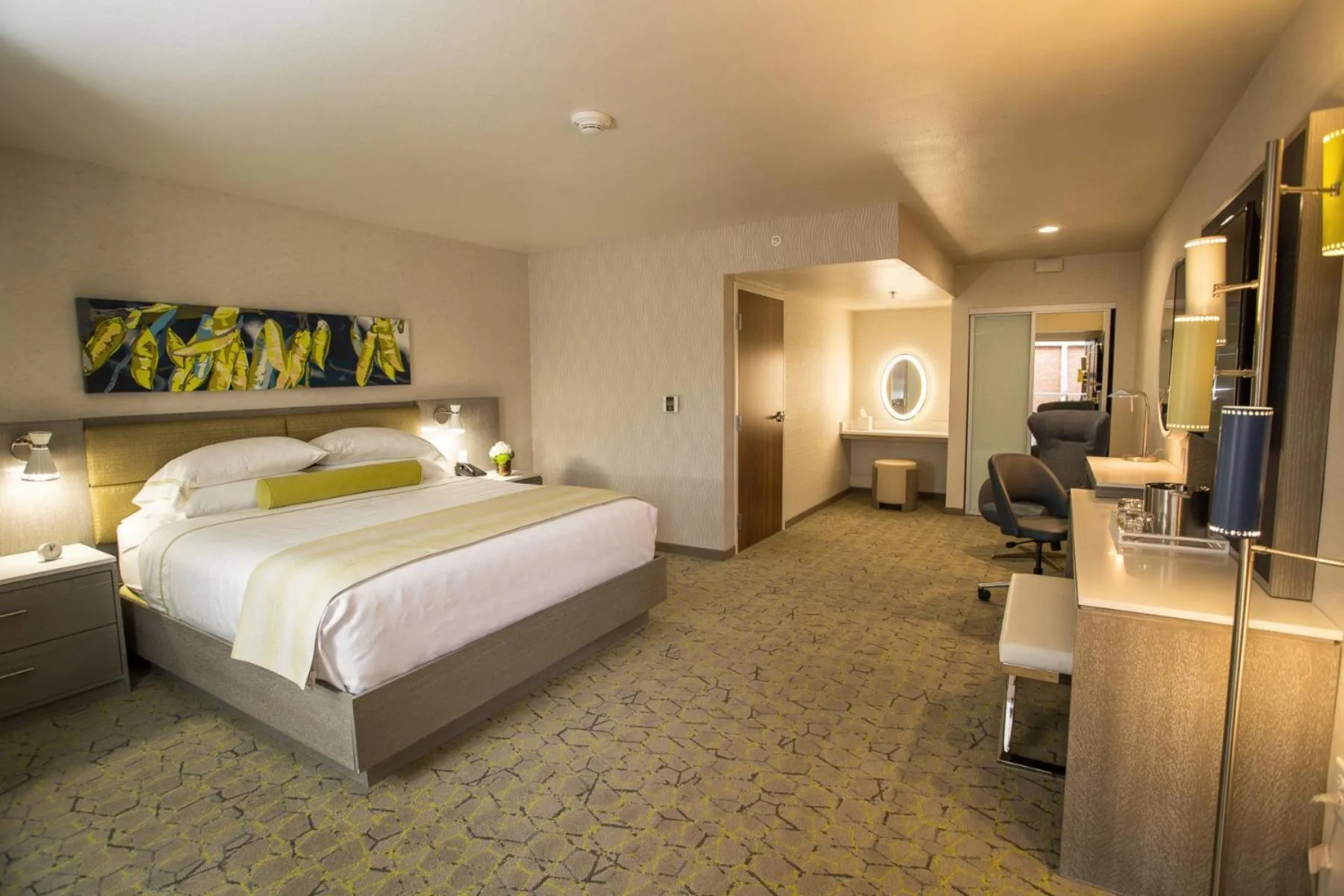 King Room with Terrace - Disability Access in The Fredonia Hotel