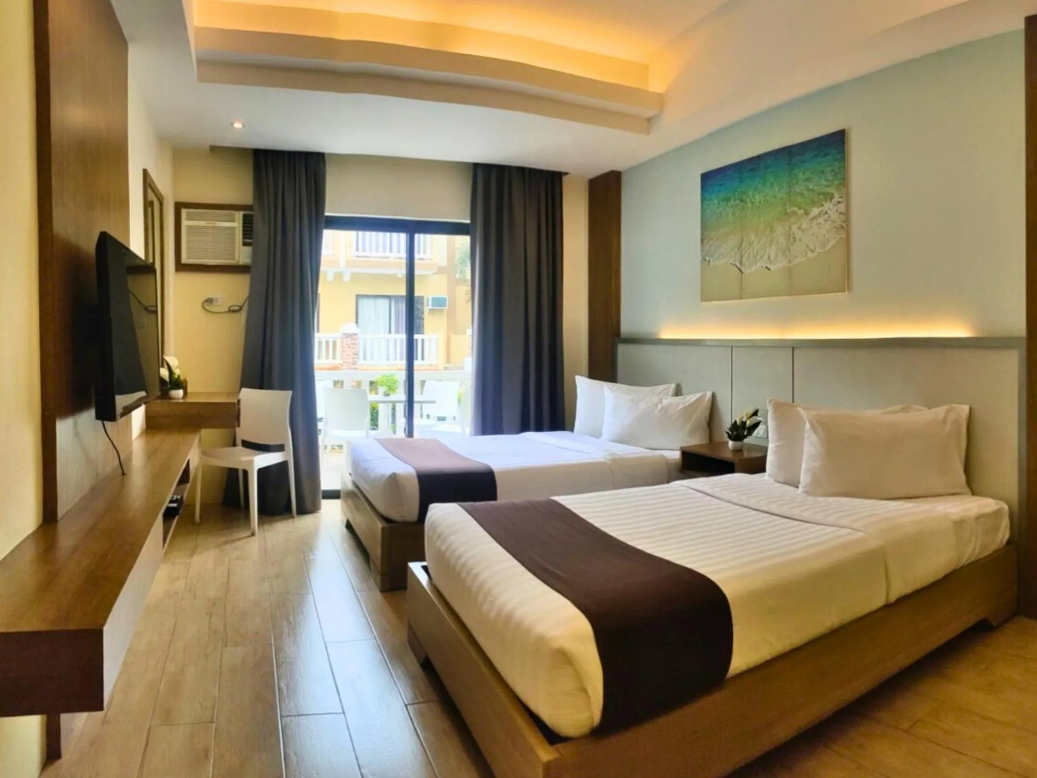 Deluxe Double or Twin Room with Pool Access in Aquamira Hotel & Resort