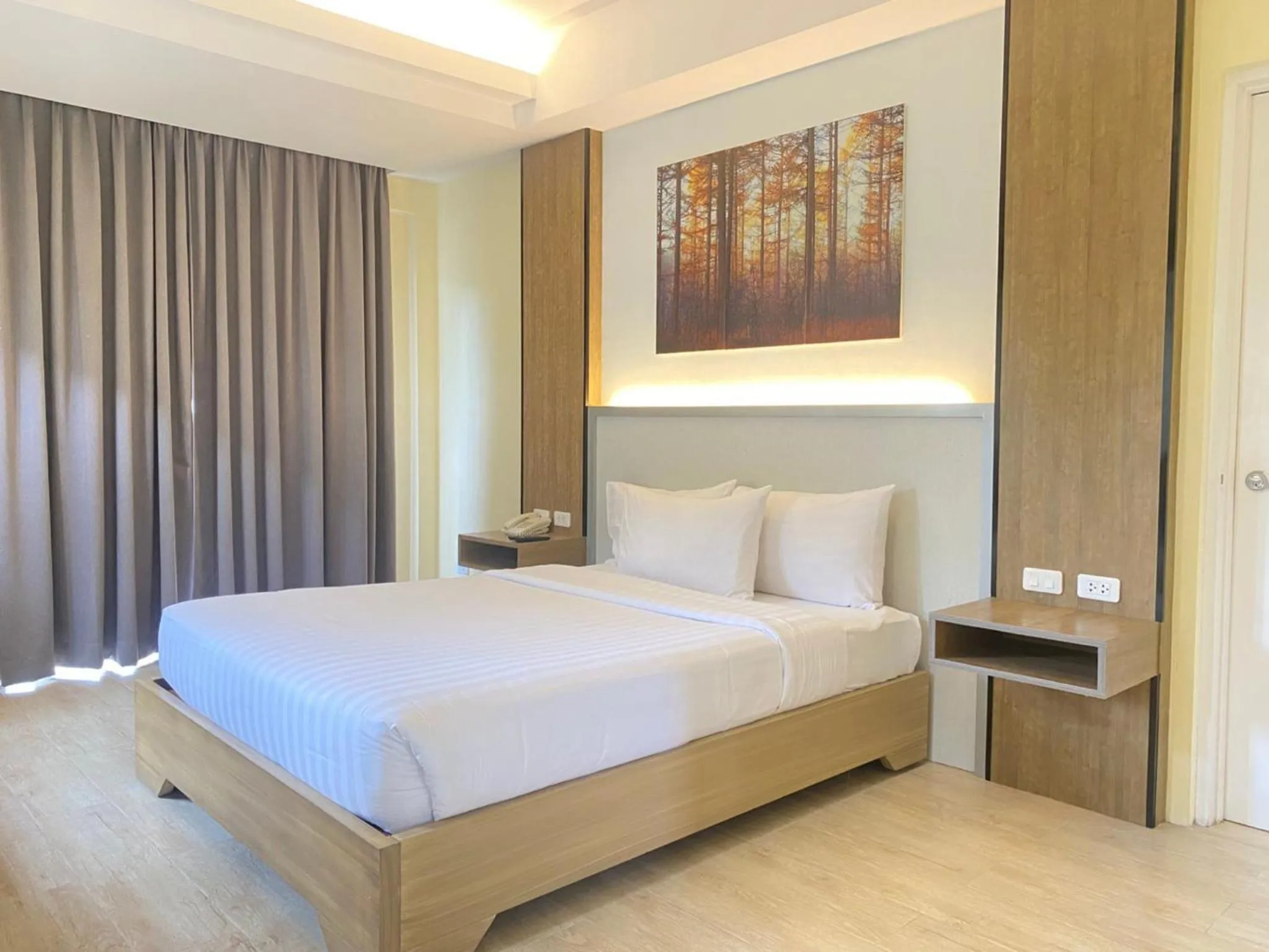 Deluxe Queen Room in Aquamira Hotel & Resort