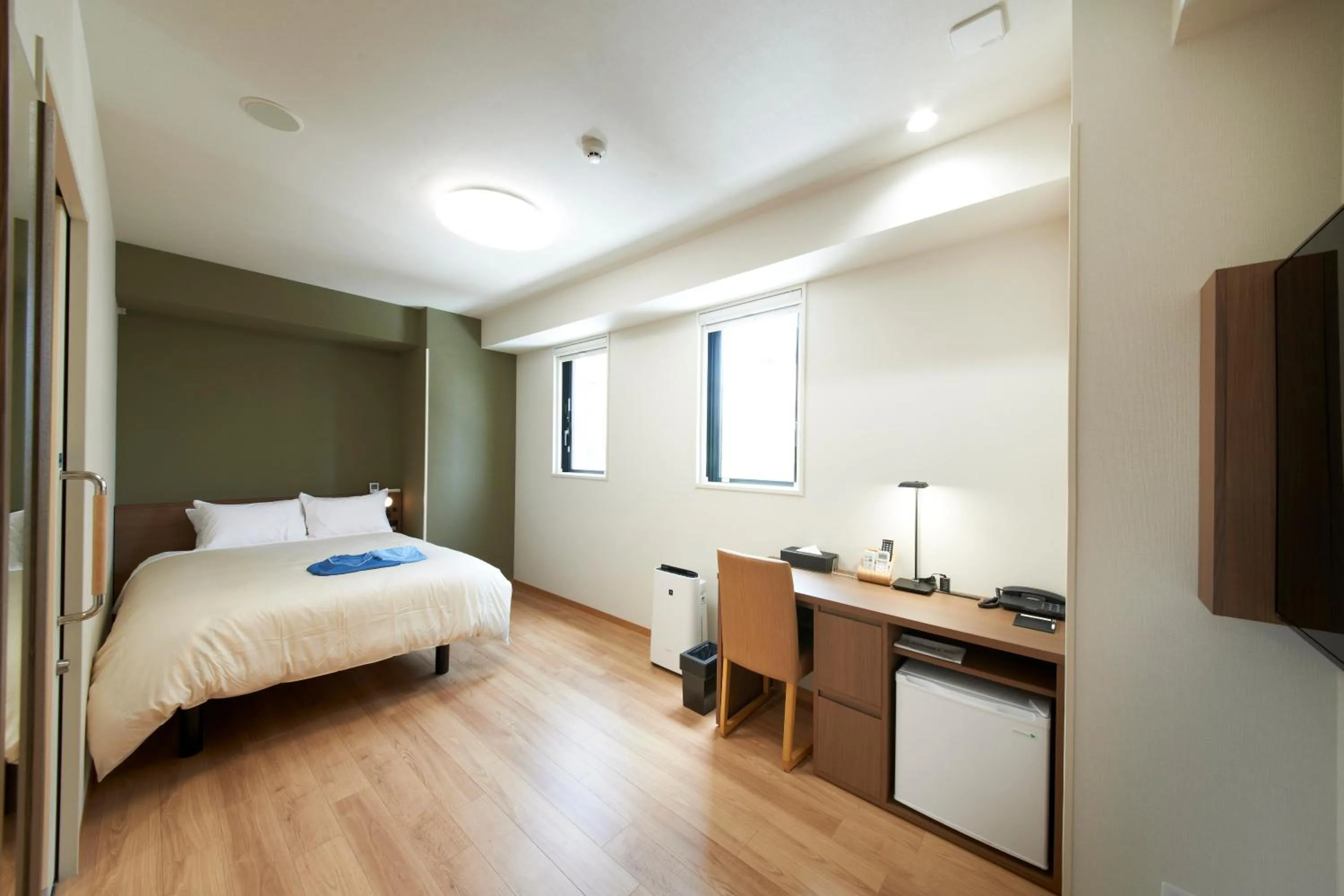 Double Room with Private Bathroom in Hotel Sun Clover Koshigaya Eki mae