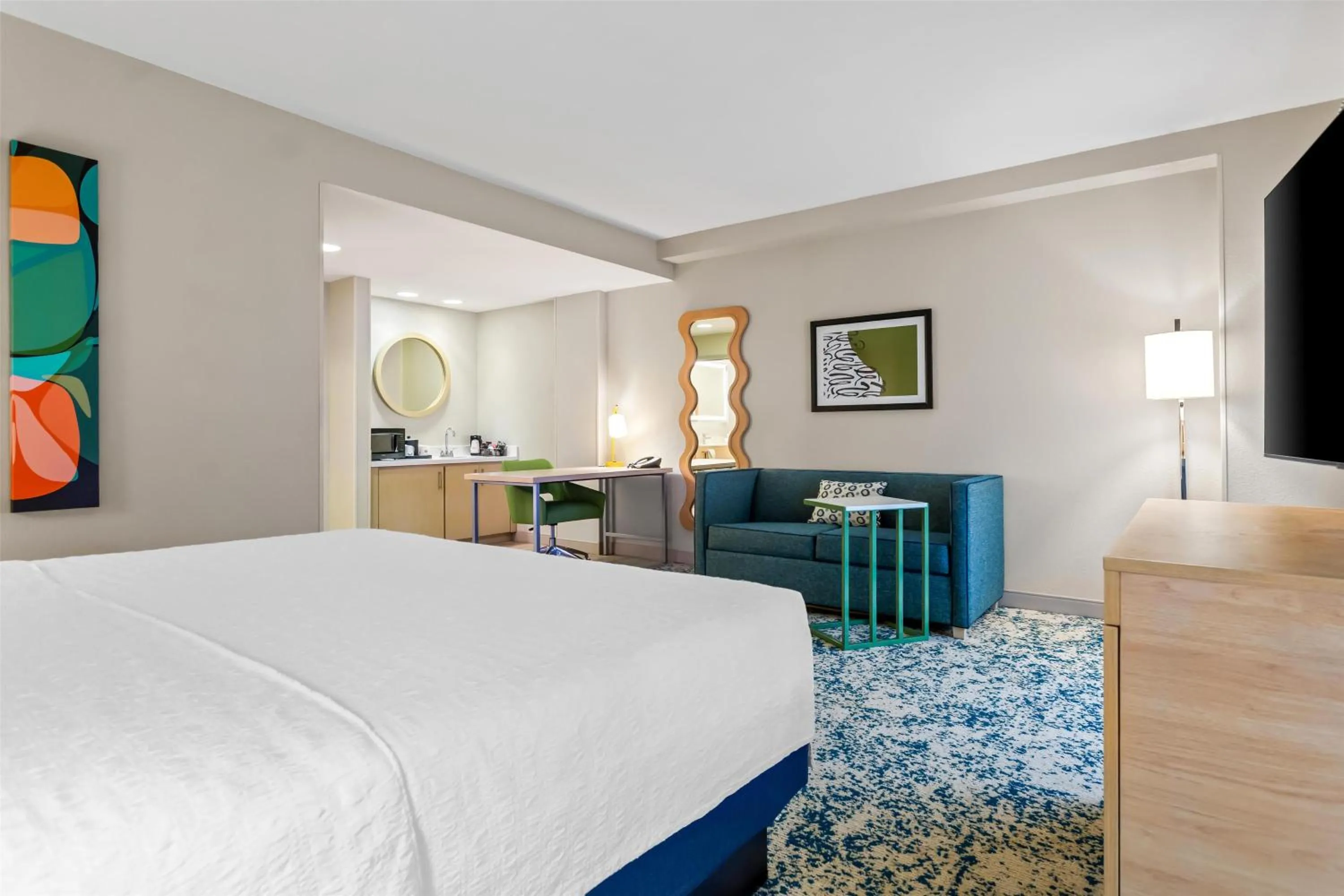 King Studio Suite with Sofa Bed and Balcony in Hampton Inn & Suites St. Petersburg/Downtown