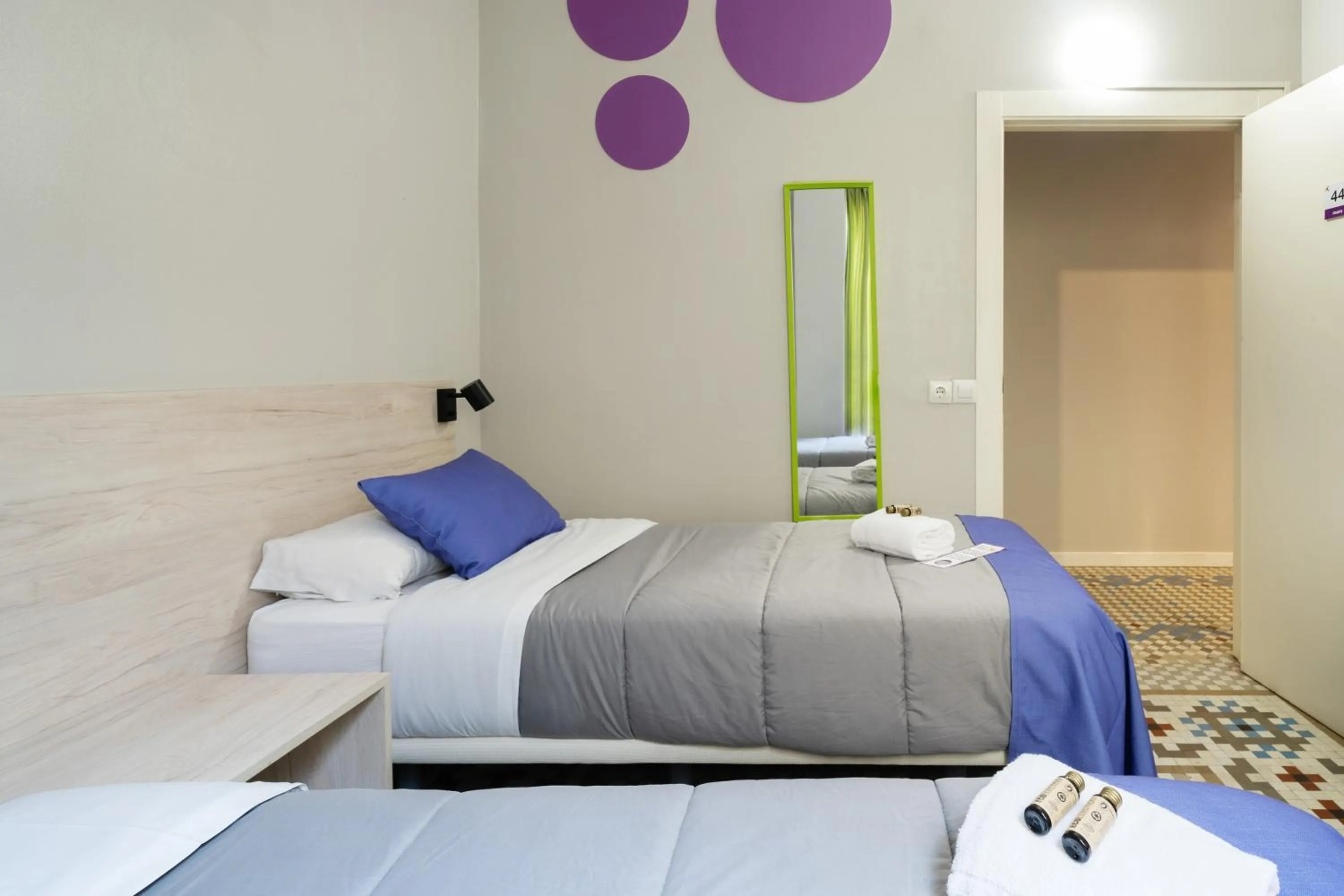 Twin Room with Shared Toilet in Purple Nest Hostel