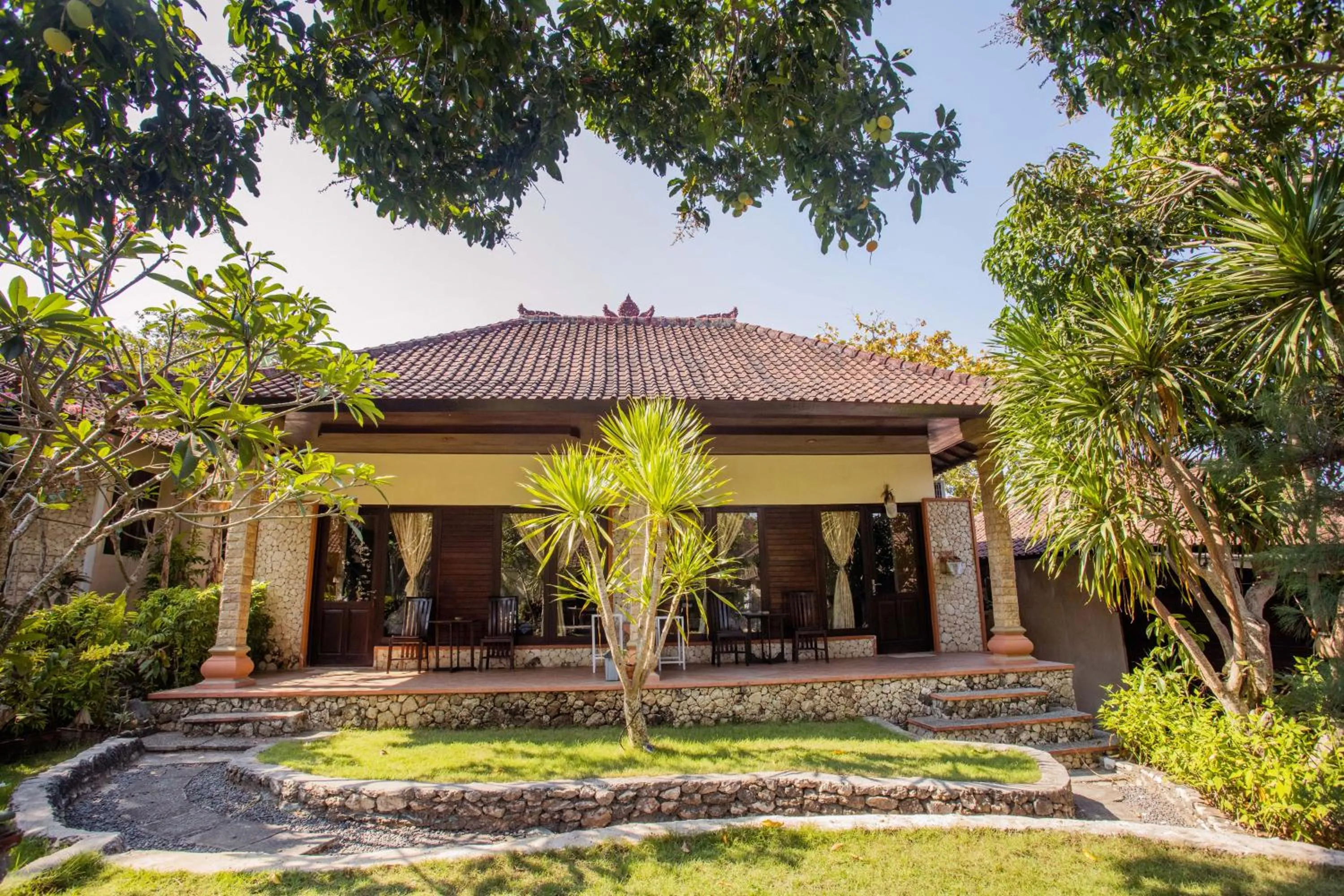 Family Garden View in The Tanis Beach Resort Nusa Lembongan