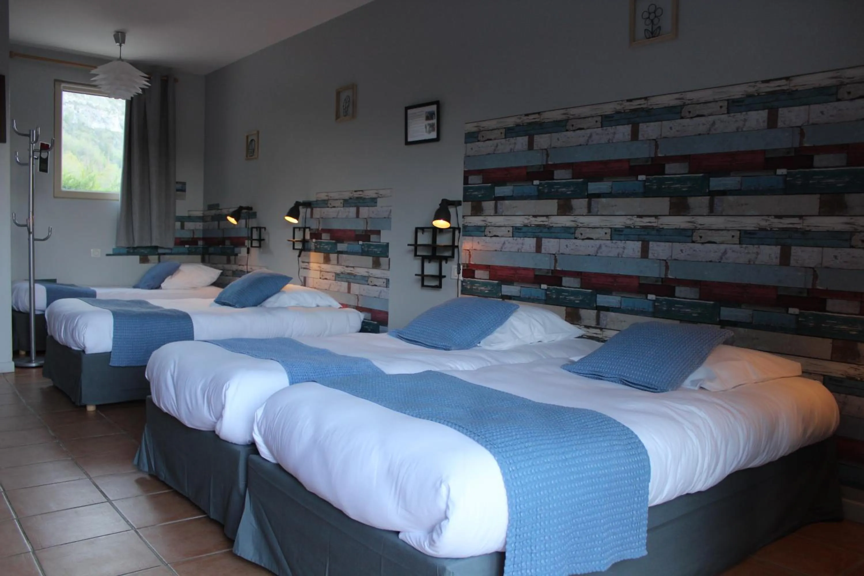 Quadruple Room in Hotel La Peyrade