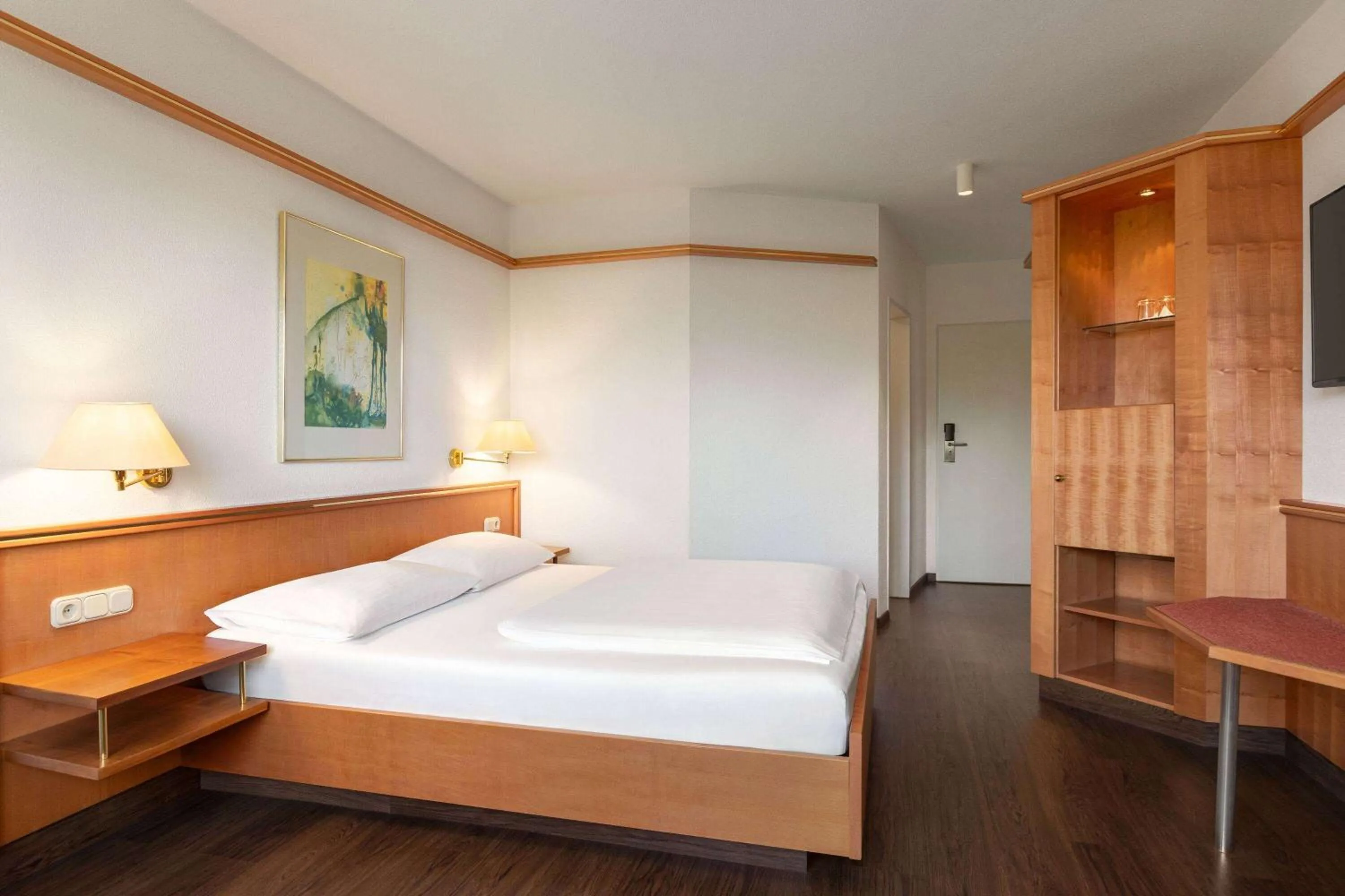Comfort Plus Room - single occupancy in Amedia Weiden, Trademark Collection by Wyndham