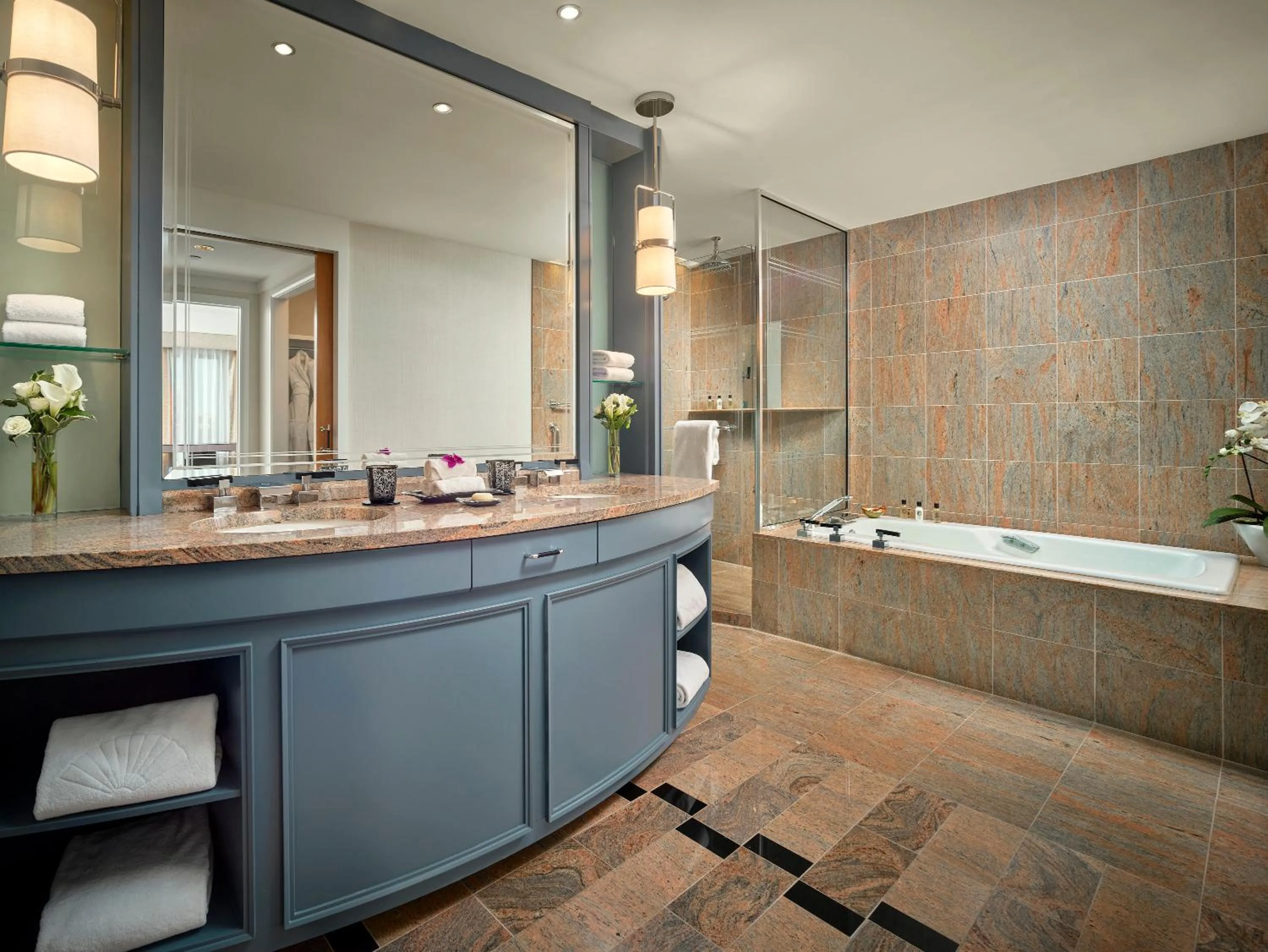 Residential King Suite in Mandarin Oriental, Boston