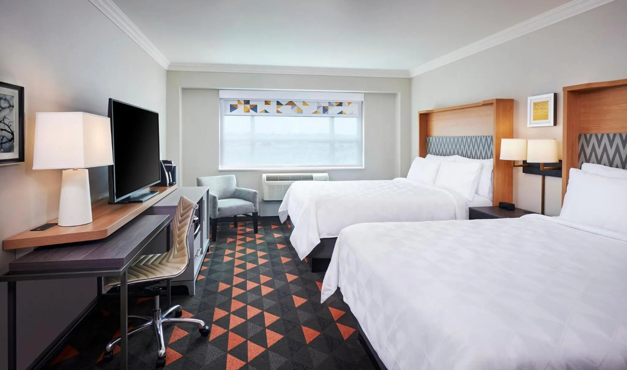 Standard Room with Two Queen Beds in Holiday Inn & Suites Oakville at Bronte by IHG