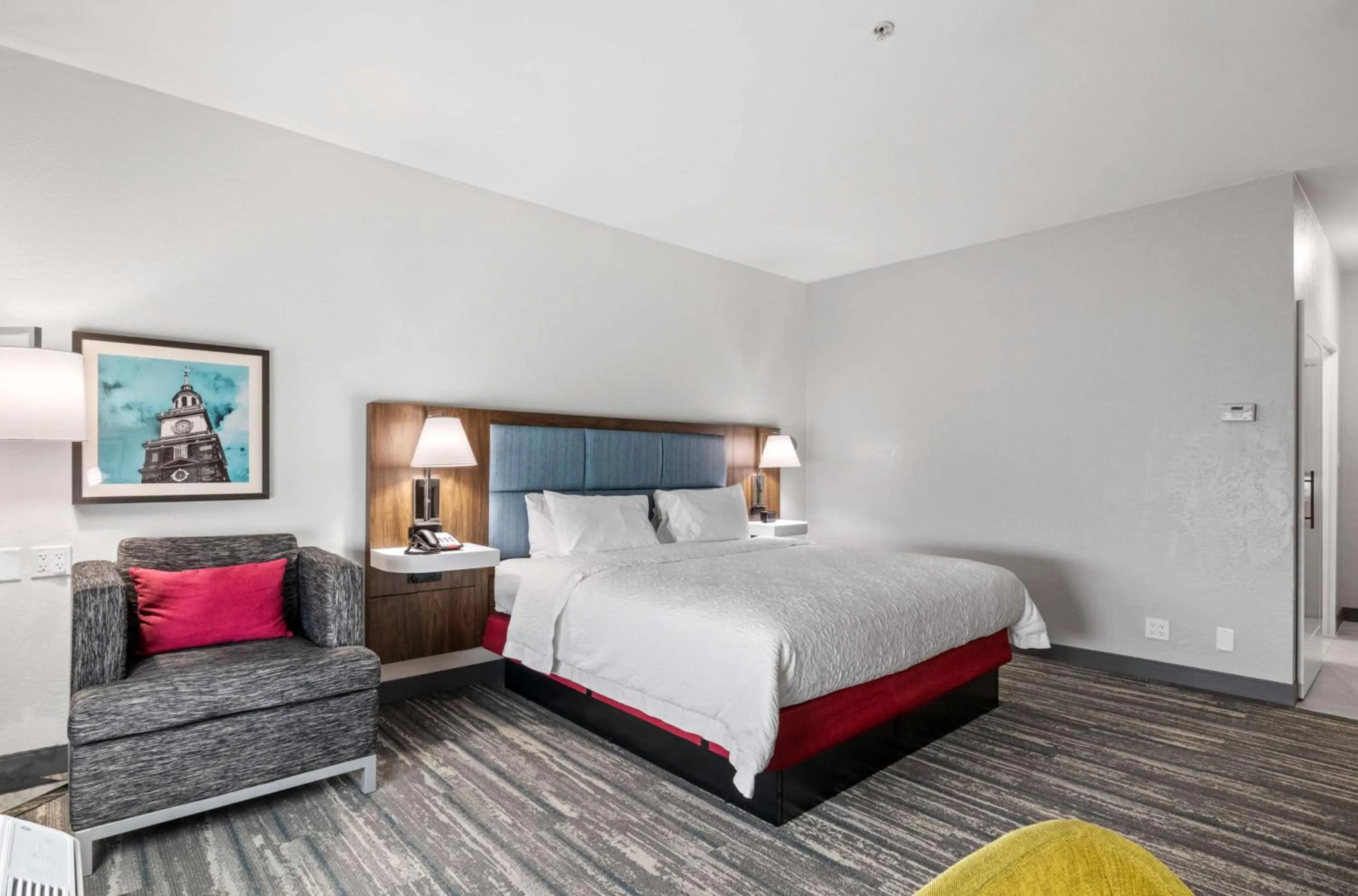 King Room with King Bed - Non-Smoking in Hampton Inn & Suites Mount Pleasant