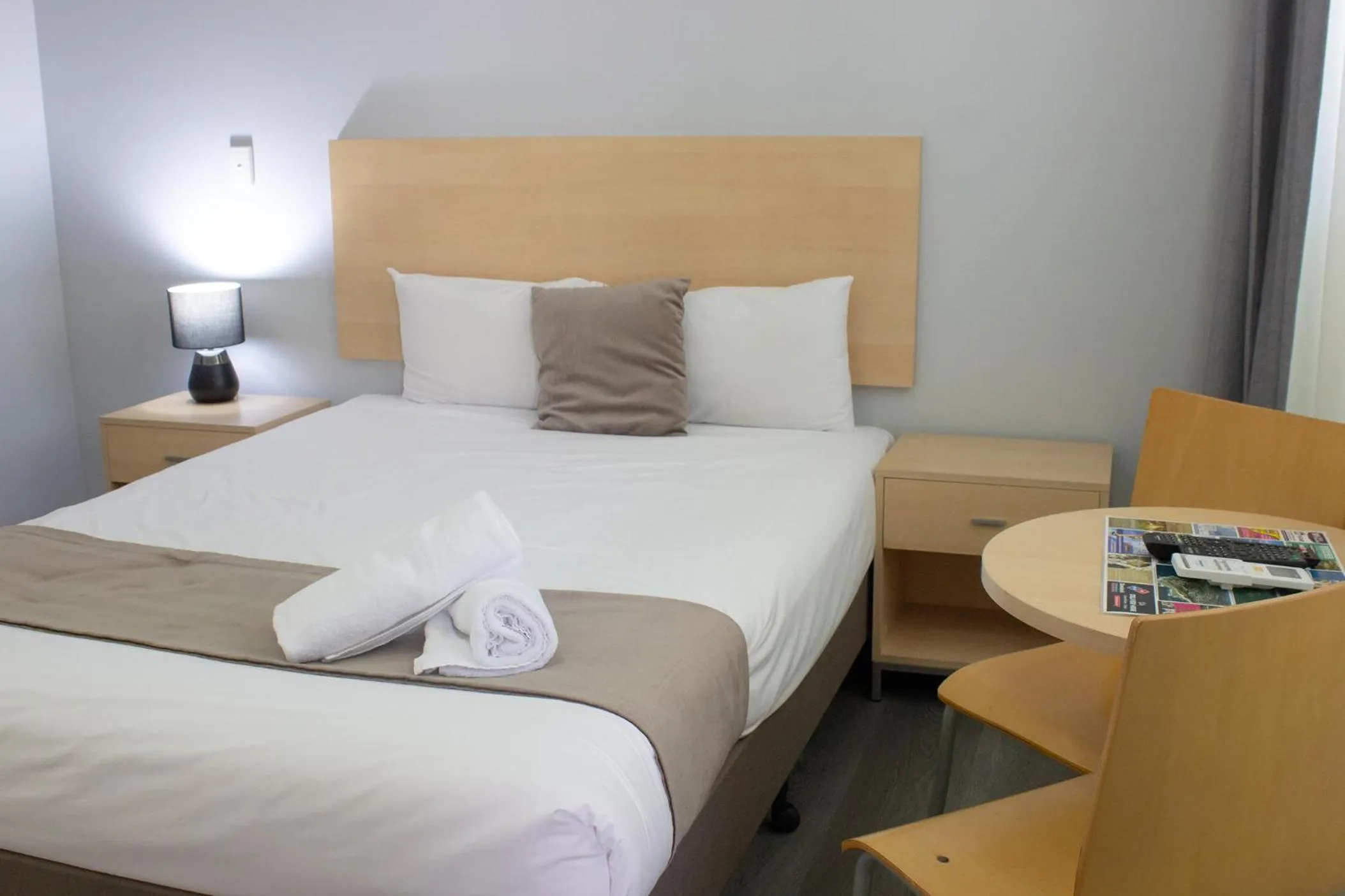 Deluxe Studio in Caloundra Central Apartment Hotel Official