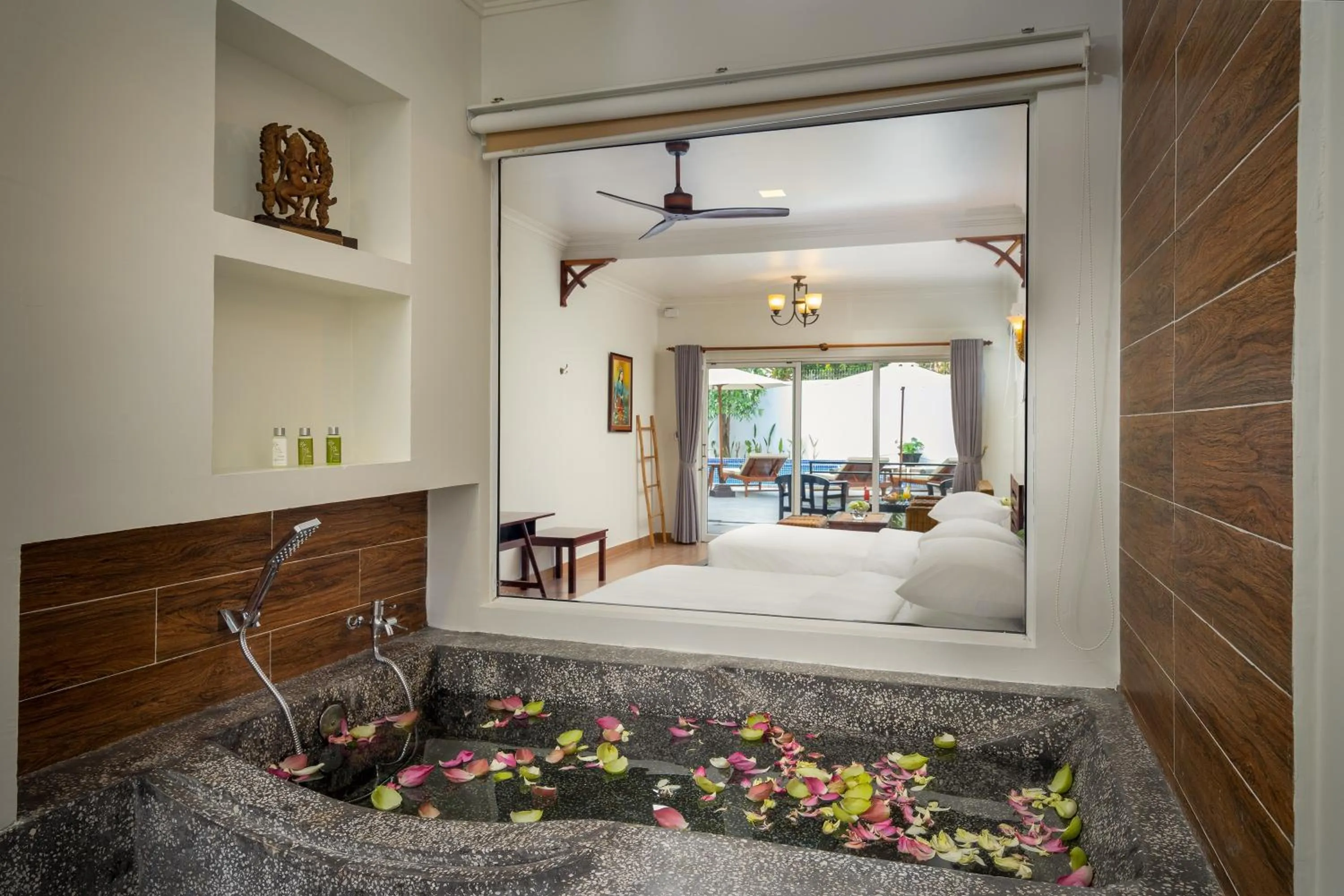  Villa Family with Balcony, Pool Access - Free Mini-Bar in Sala Siem Reap Hotel
