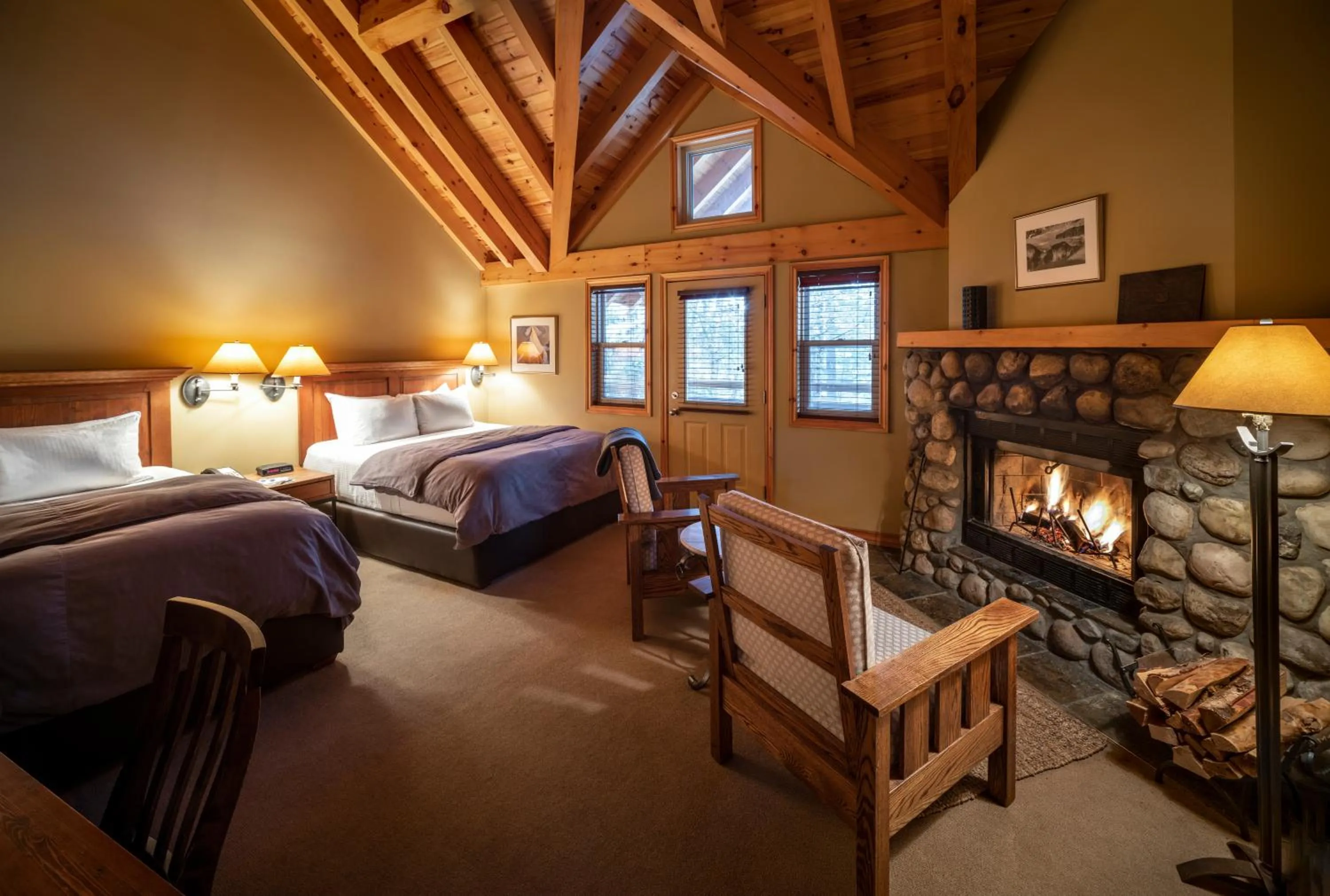 Premier Queen Room with Two Queen Beds in Buffalo Mountain Lodge