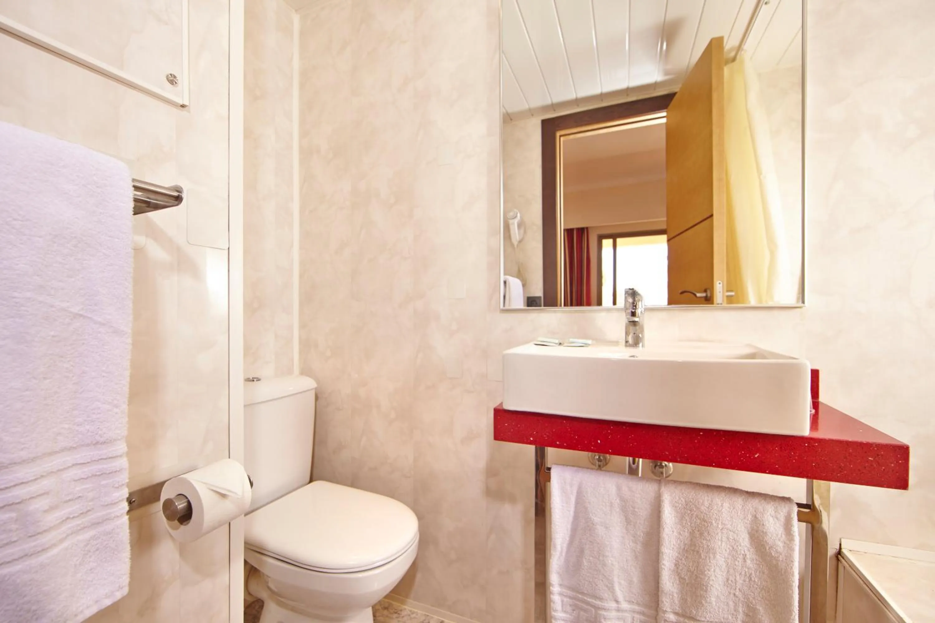 Single Room in MLL Caribbean Bay