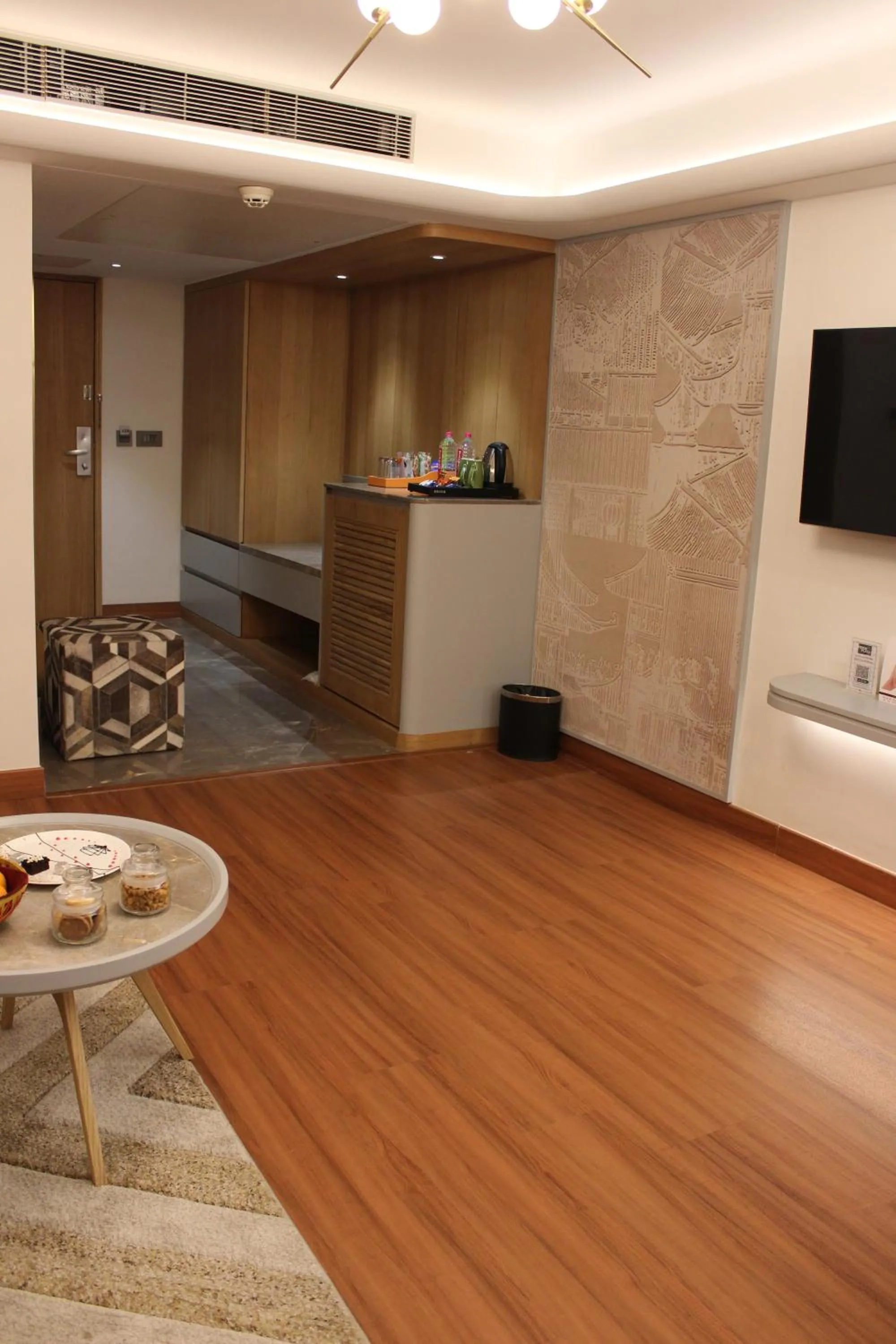 Twin Room in Pride Plaza Hotel, Ahmedabad