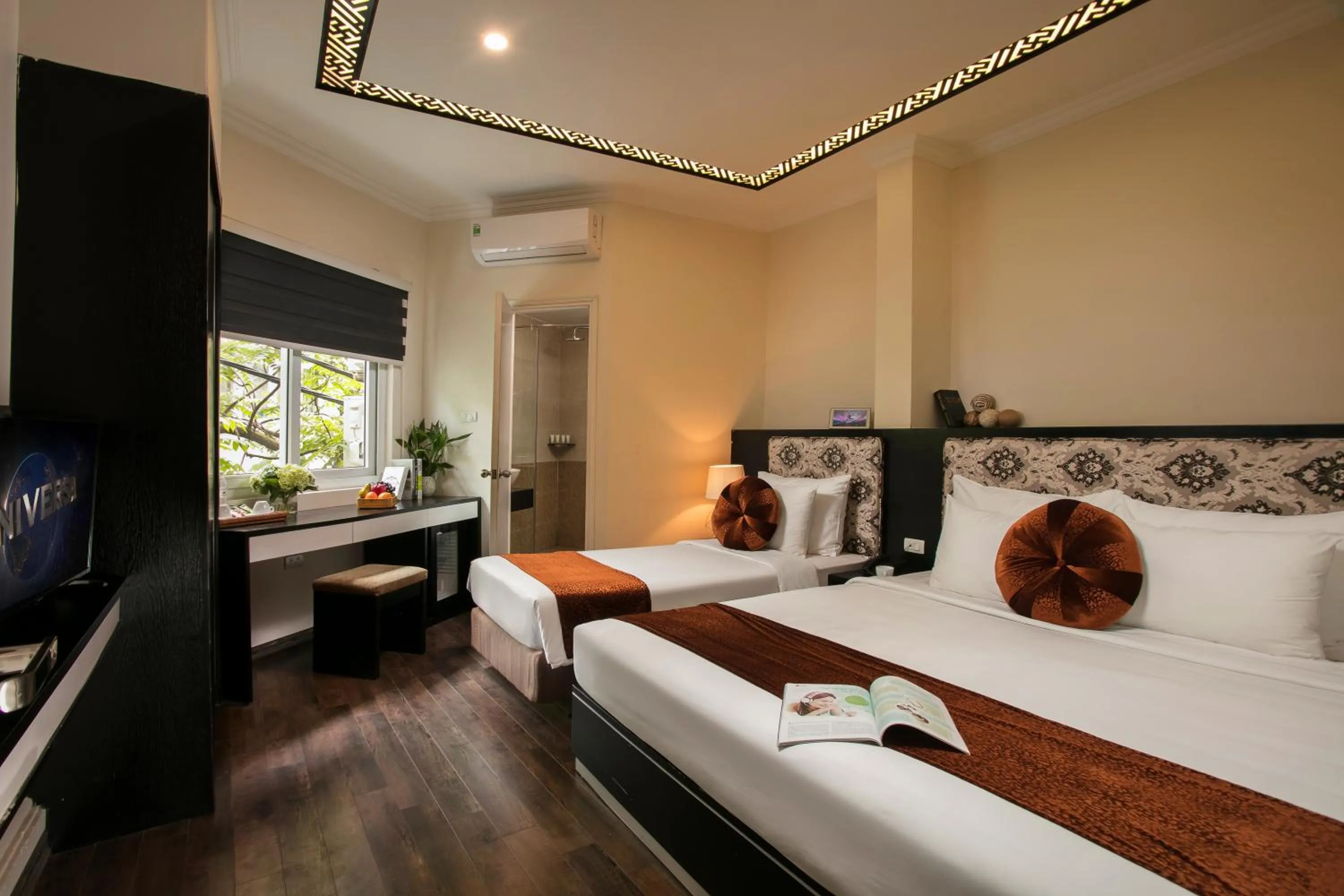 Deluxe Triple Room in Serenity Diamond Hotel