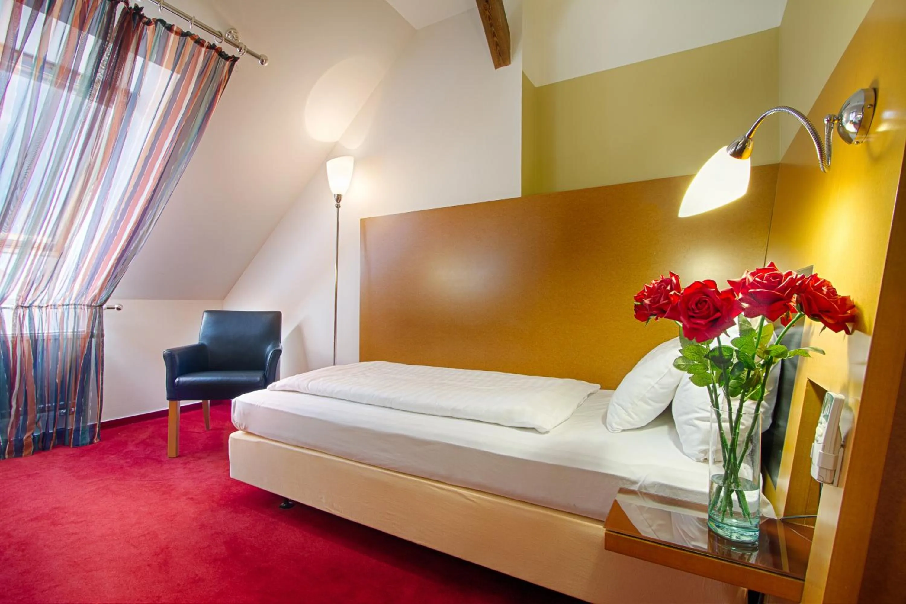 Standard Single Room in Theatrino Hotel
