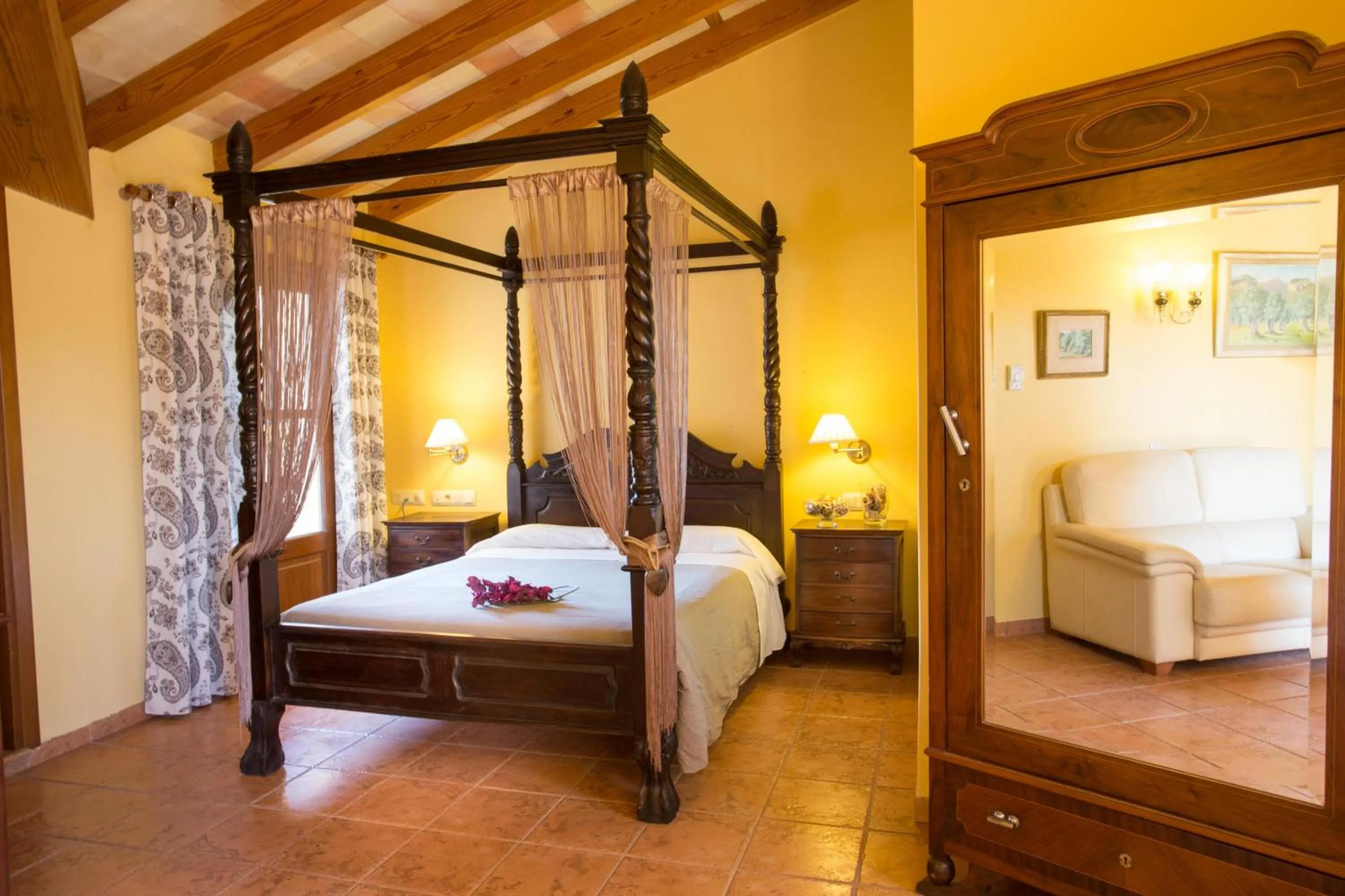 Superior Double or Twin Room in Agroturismo Es Quatre Cantons