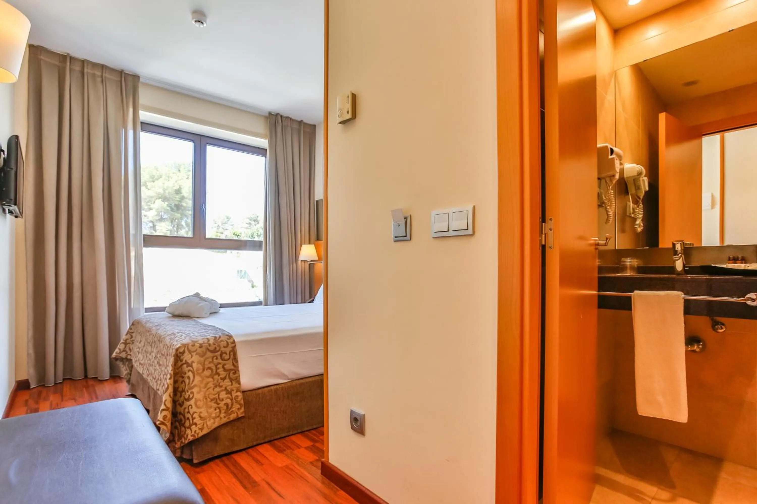 Single Room in Hotel Desitges