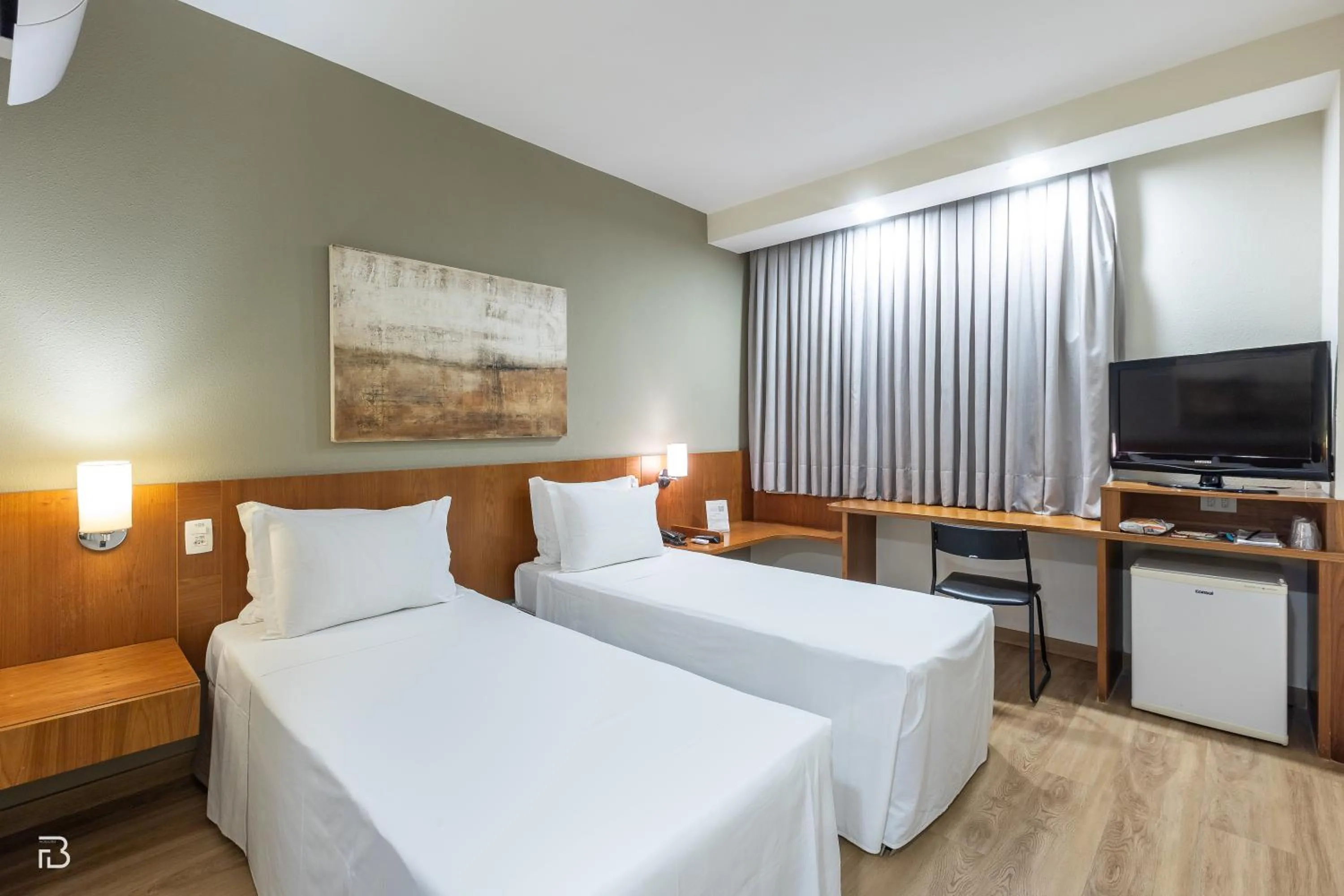 Twin Room - single occupancy in Executive Inn Hotel