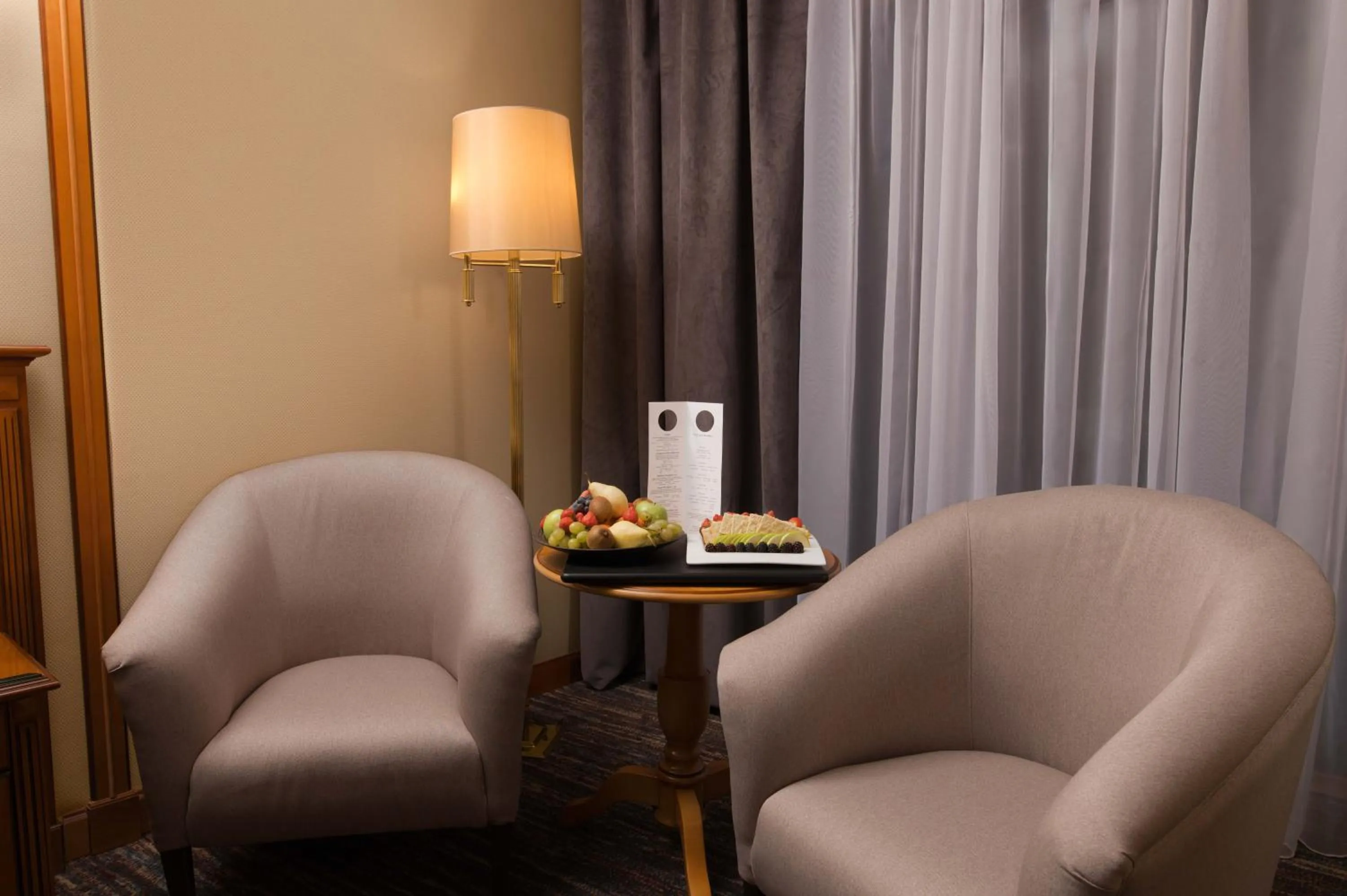 Deluxe Double Room in Grand Hotel Bucharest