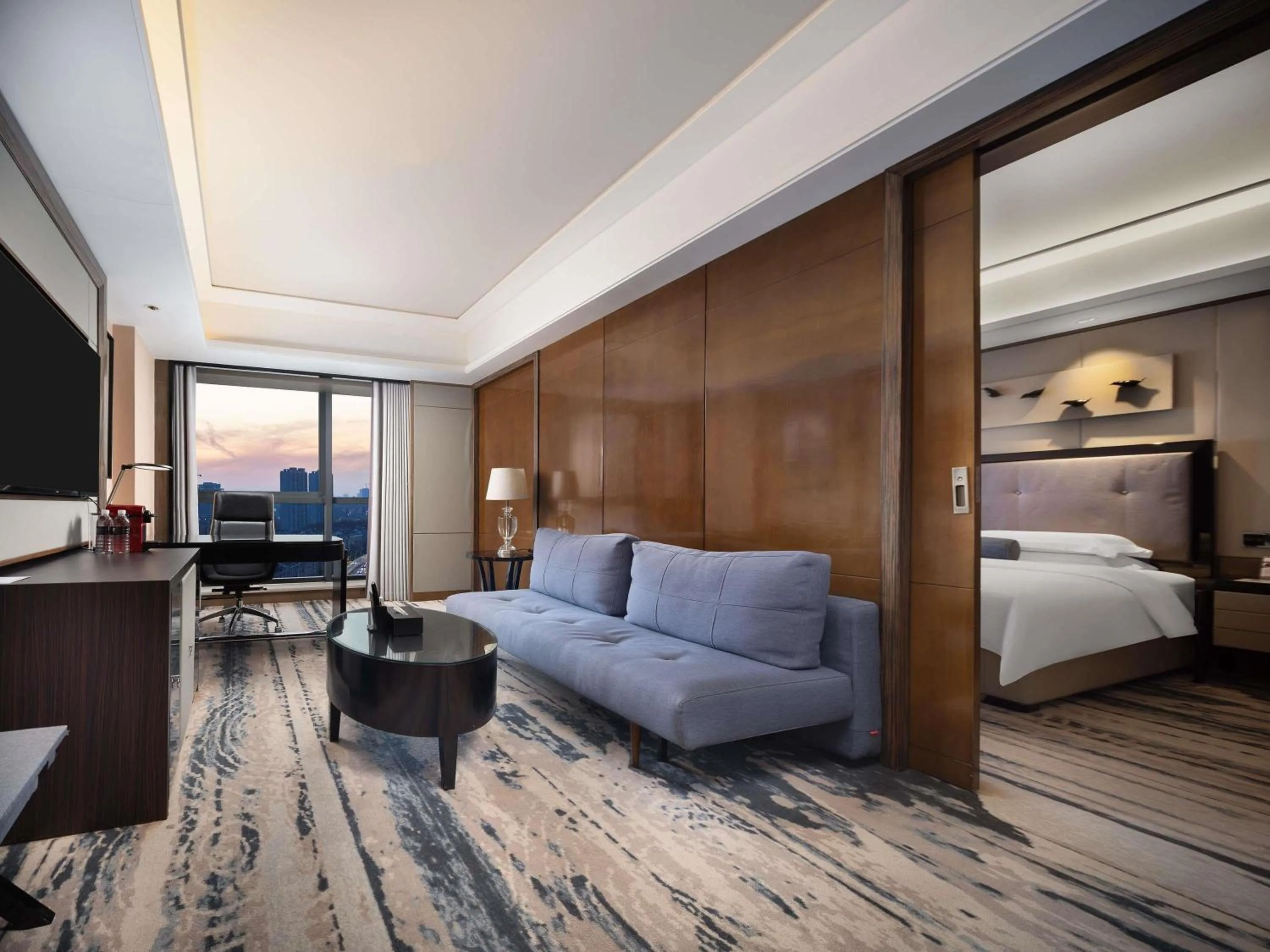 Deluxe Family Suite in Pullman Shanghai Jing'an