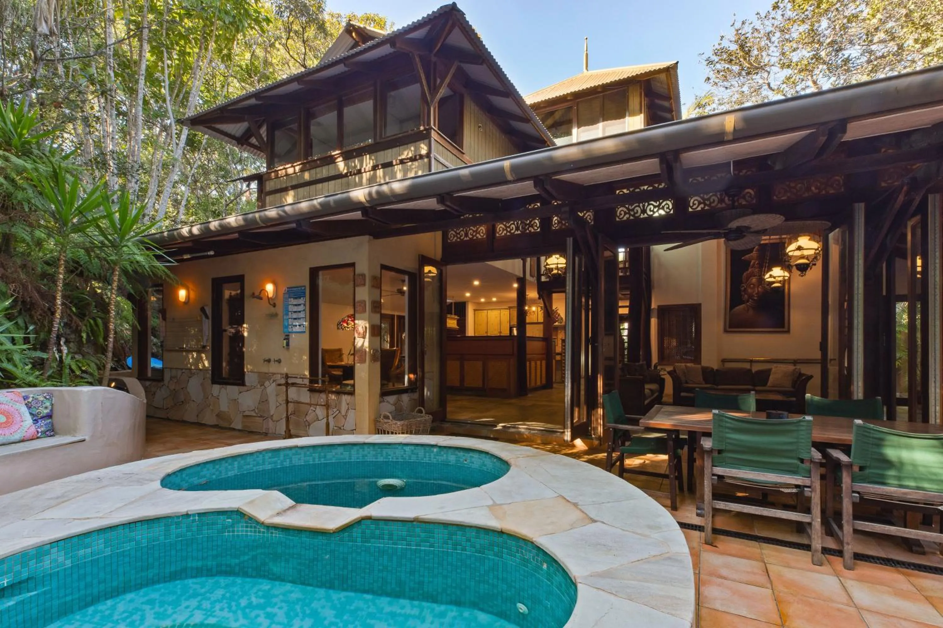 Grand Buree in Garden Burees