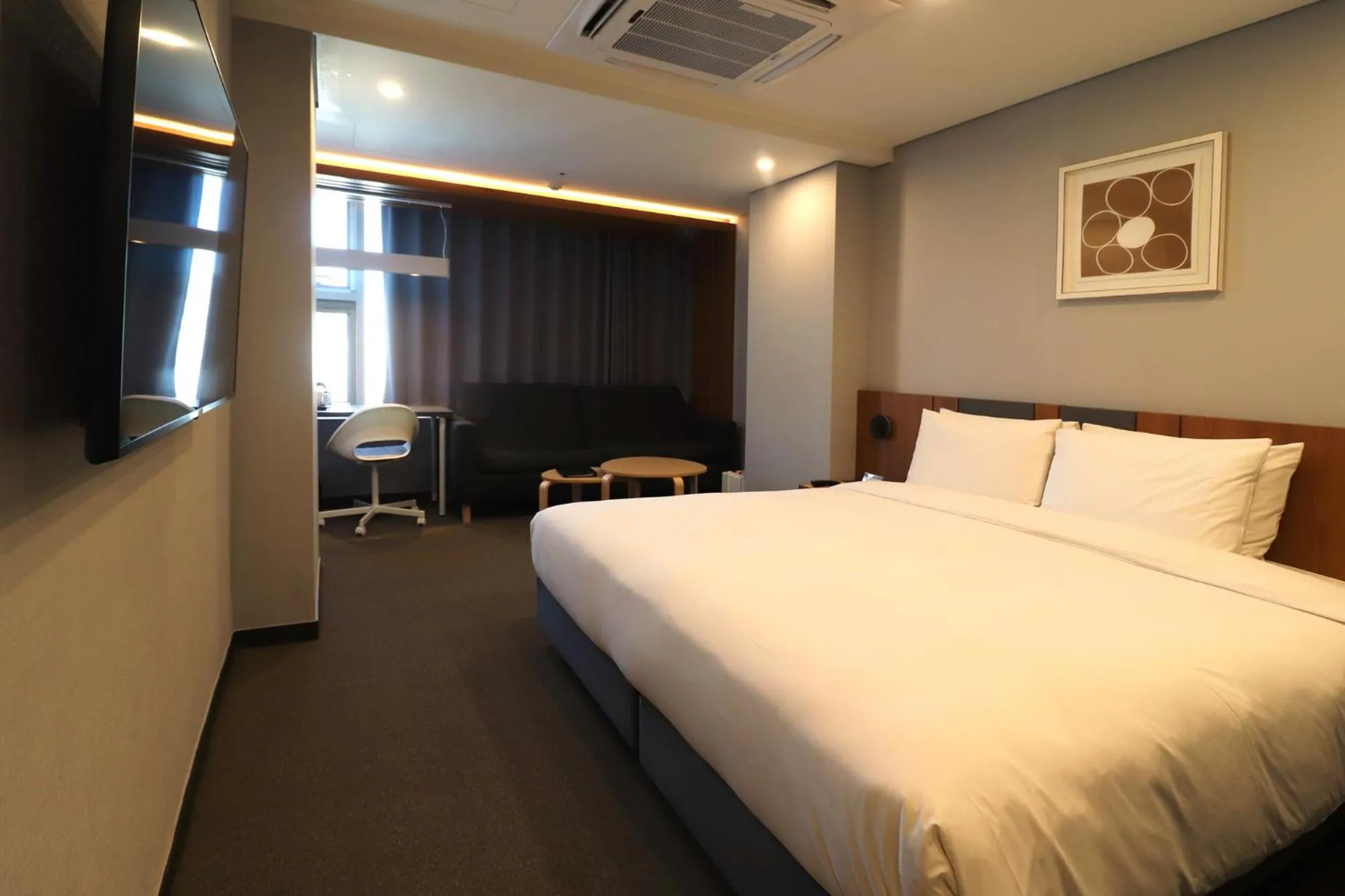 Deluxe Double Room in Hotel PJ Myeongdong