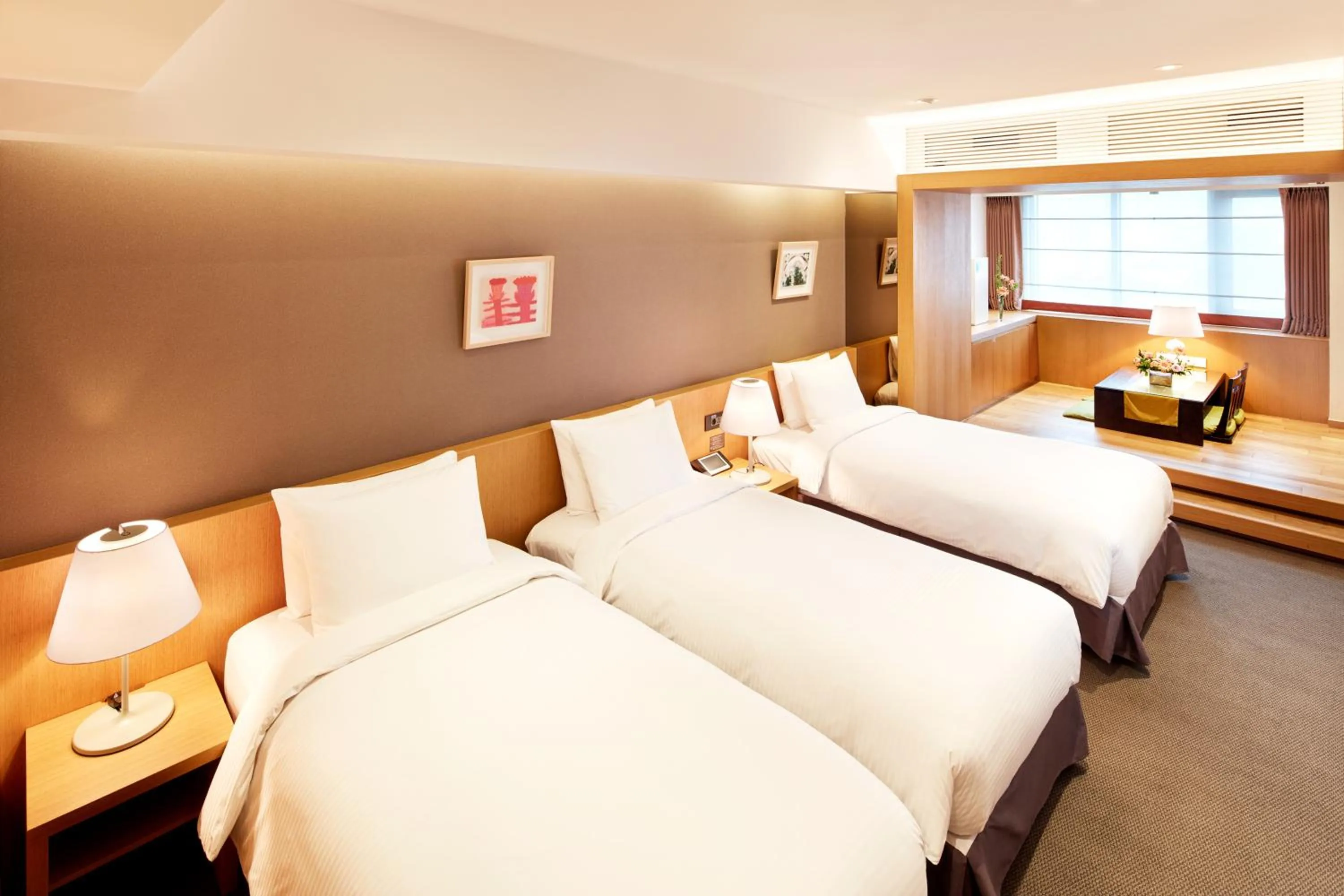 Premier Triple Room in Hotel PJ Myeongdong