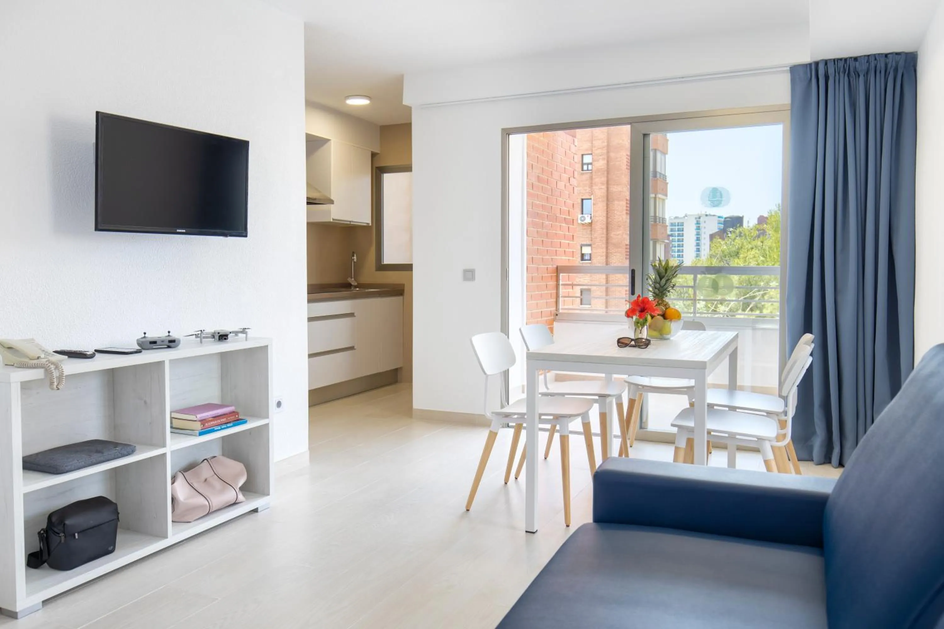 One-Bedroom Apartment in Aparthotel BCL Levante Lux