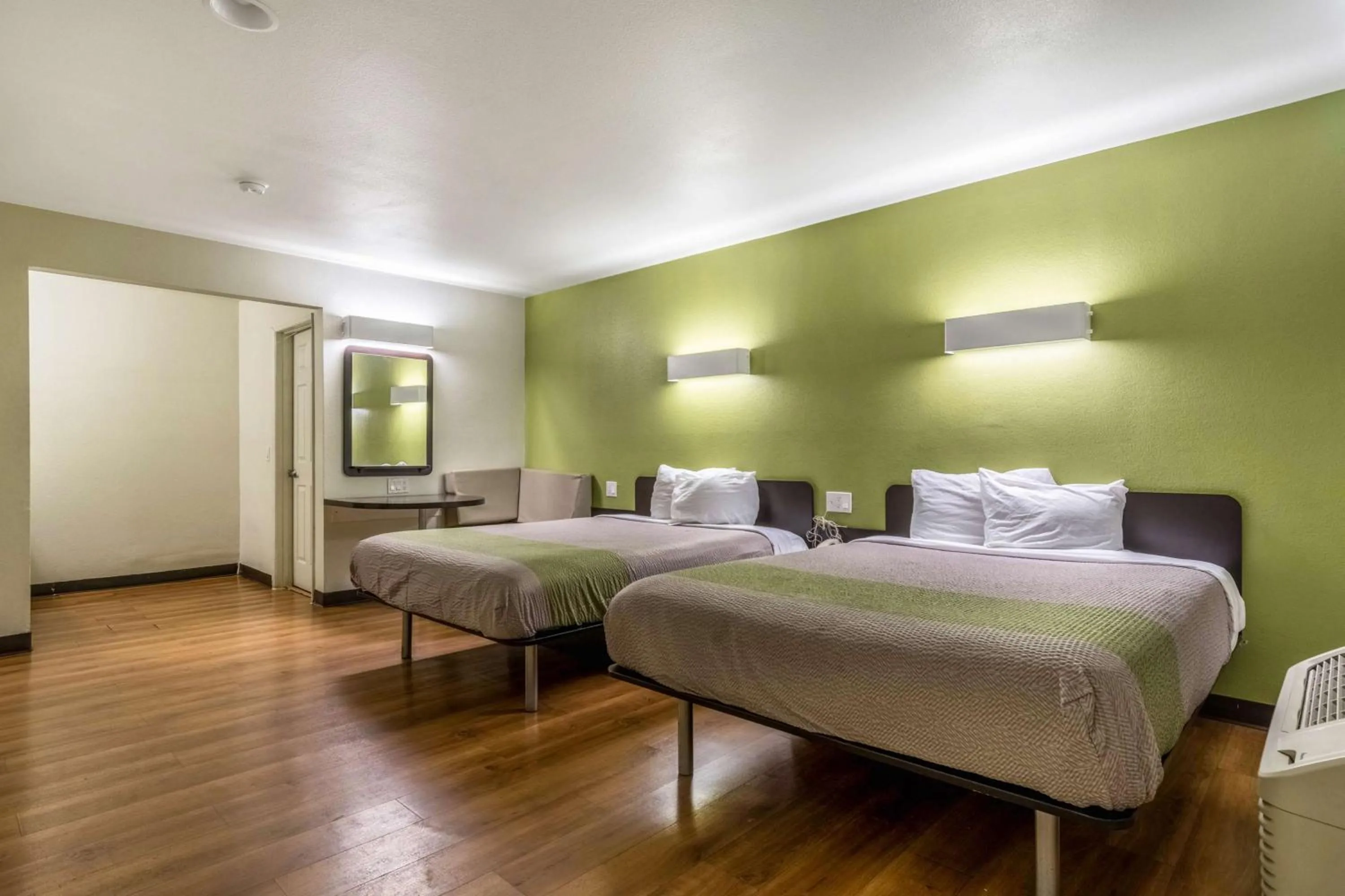 Queen Room with Two Queen Beds - single occupancy - Smoking in Motel 6-Redlands, CA