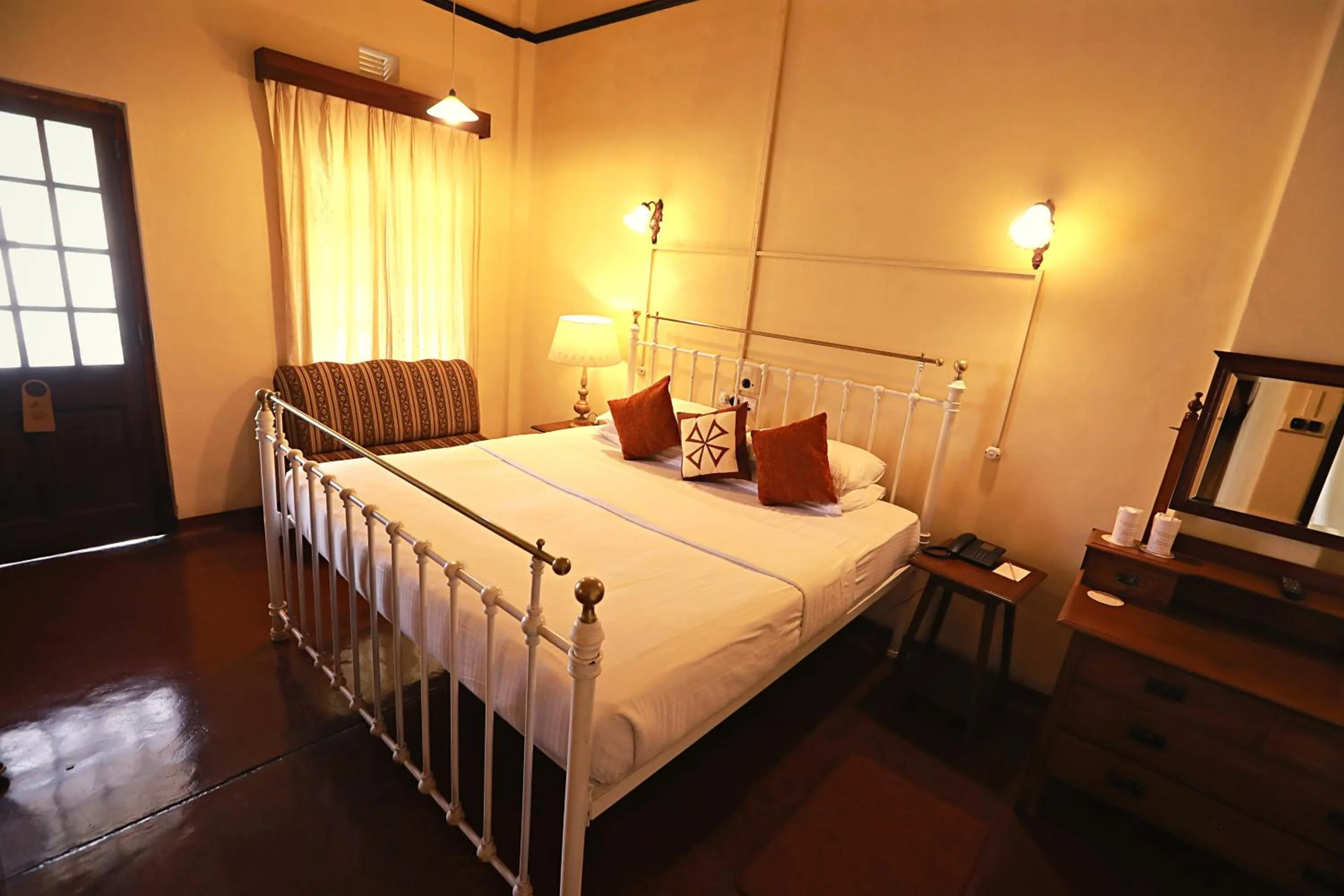 Standard Double or Twin Room + Early check-in/Late check-out on availability + 20% discount on Adisham Bungalow Excursion - single occupancy in Bandarawela Hotel