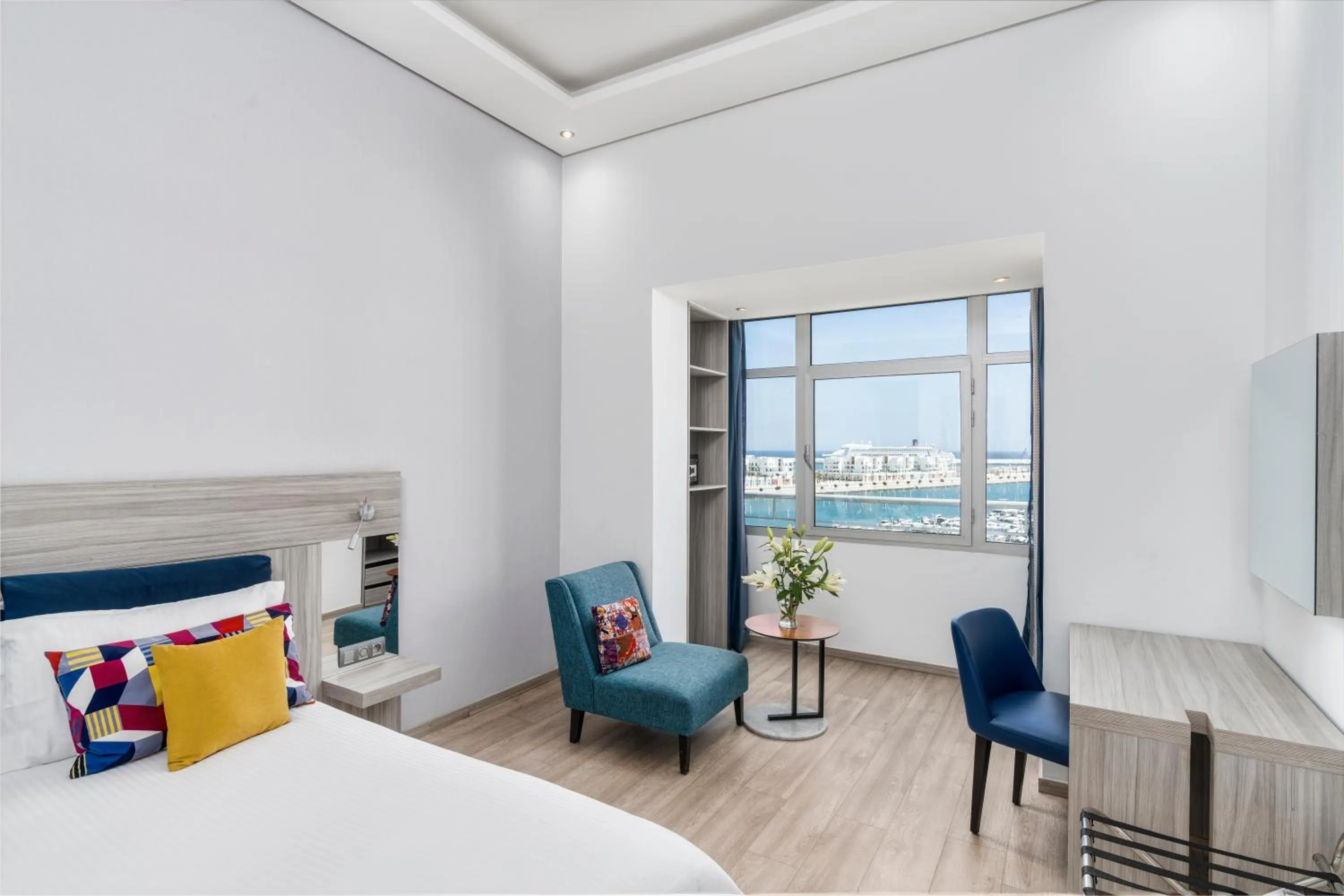 Room Legend - Marina View in Marina Bay City Center