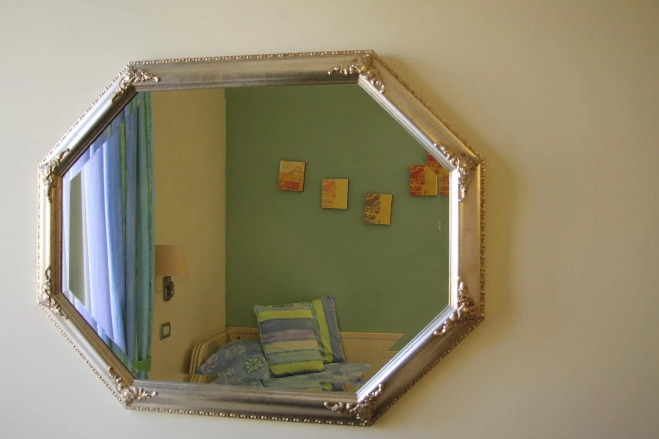 Single Room in Hotel Matteotti