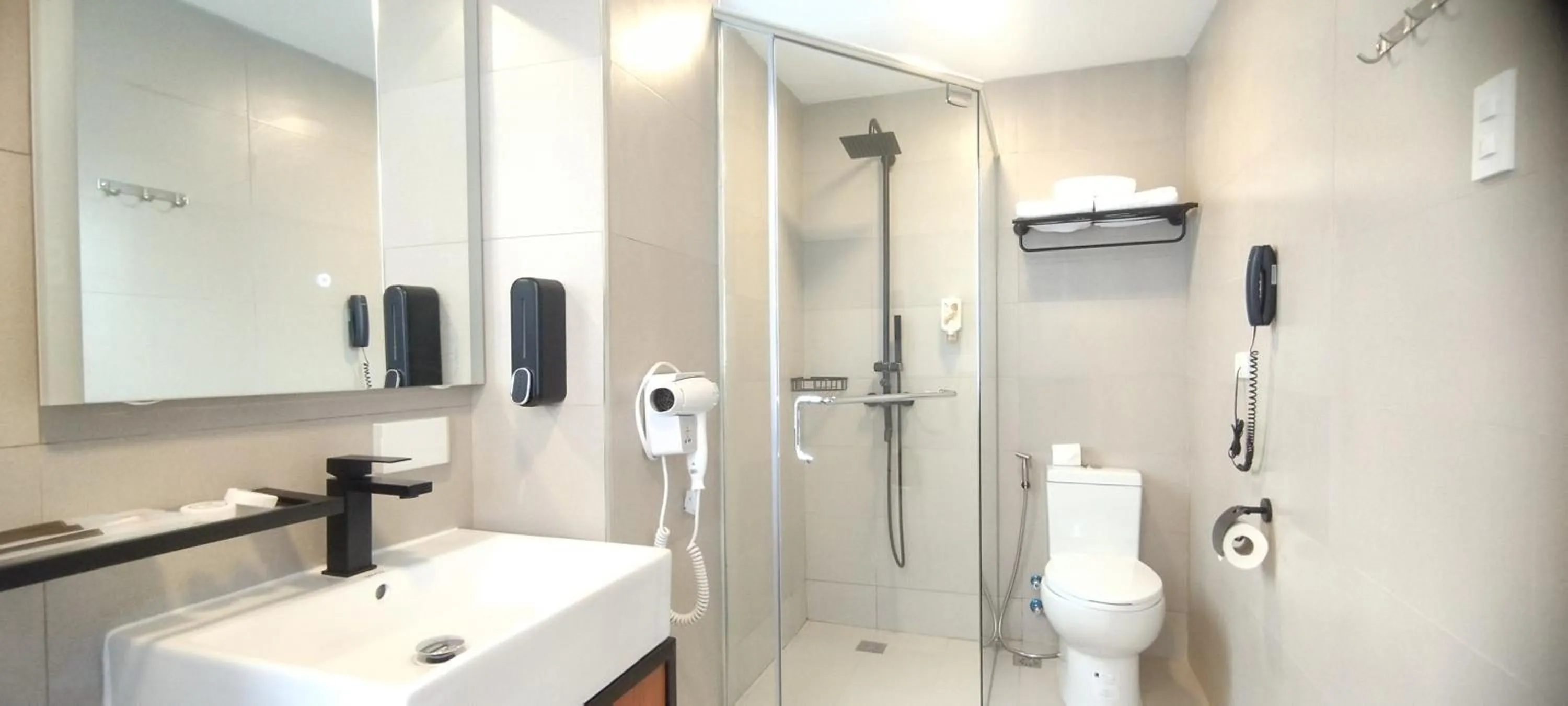 Lodge King in Hotel Kimberly Tagaytay